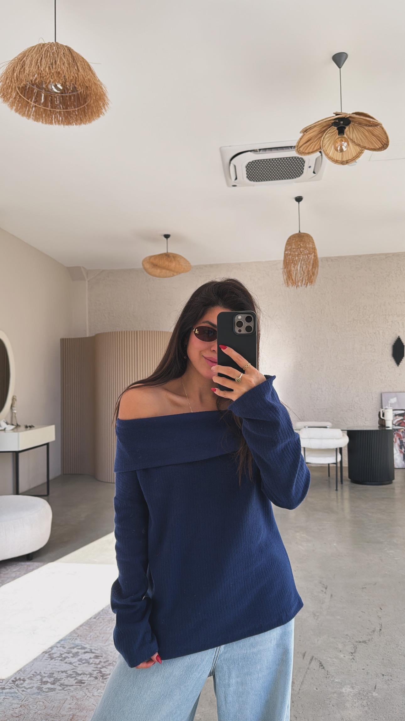 Lacivert Madonna Basic Bluz