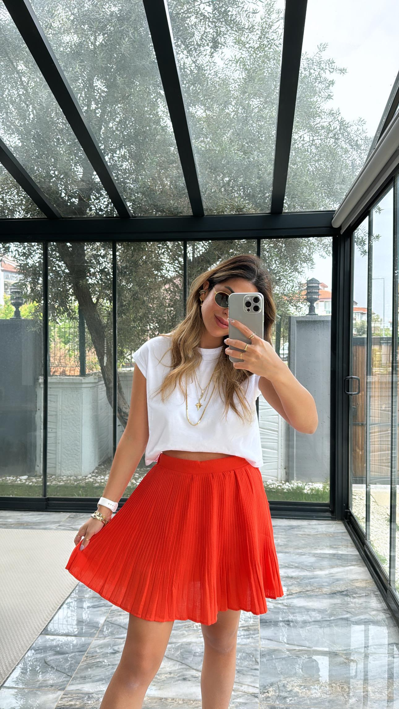 Narçiçeği Piliseli Şortlu Etek