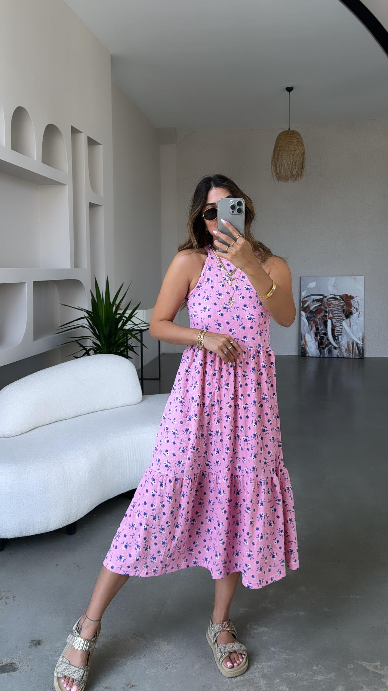 Pembe Çiçekli Desenli Halter Yaka Elbise