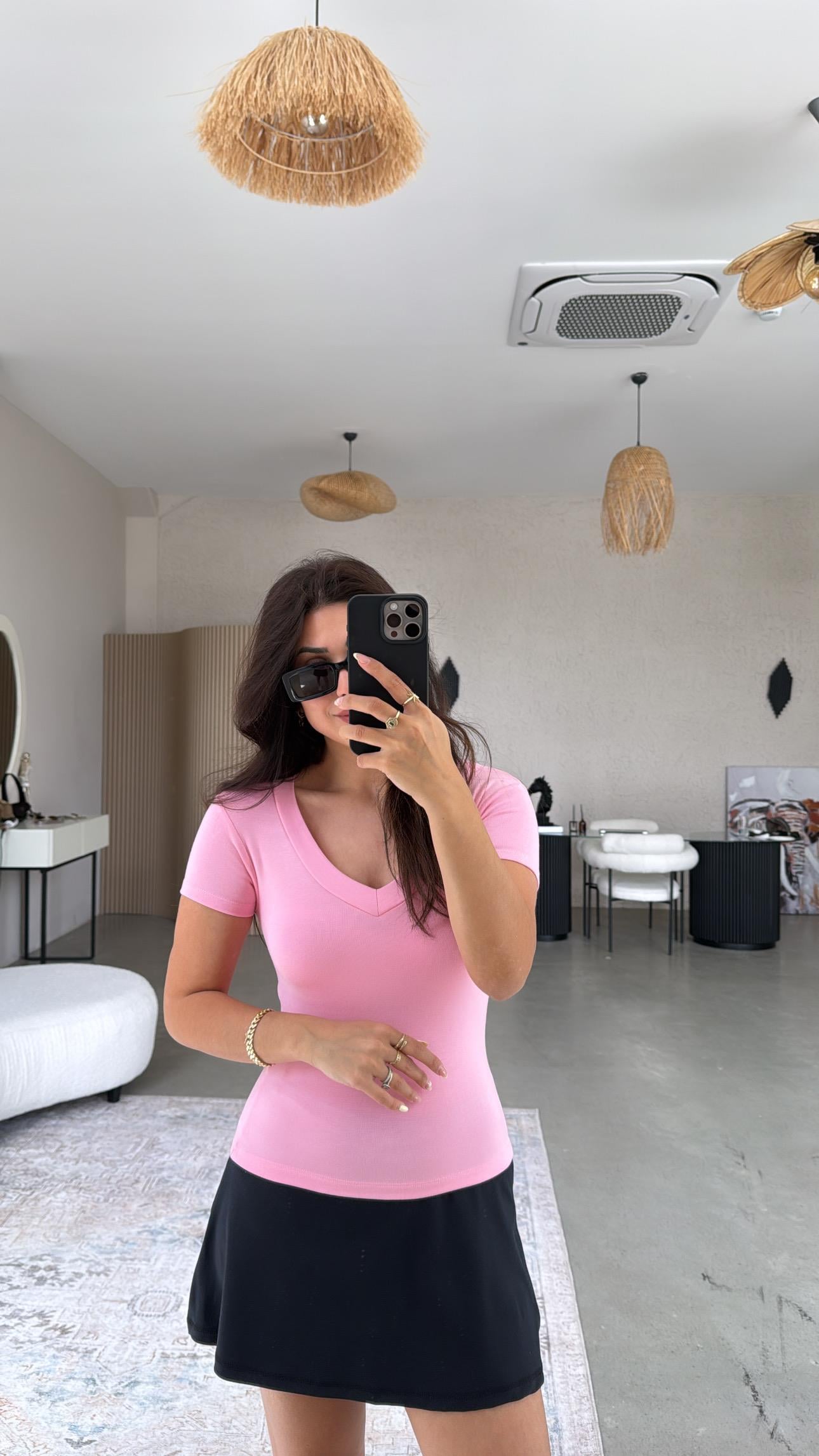 Pembe V Yaka Oys Basic