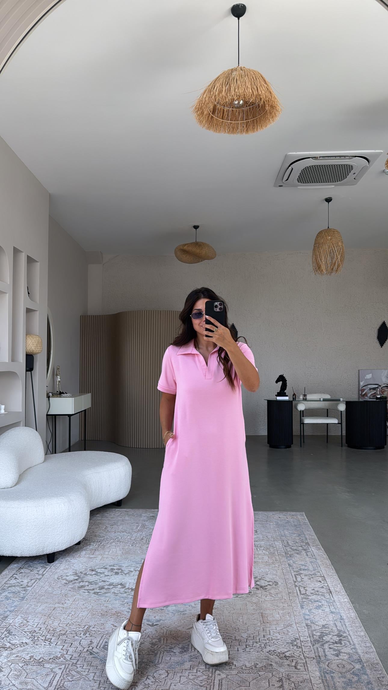 Pembe Yakalı Uzun Modal Elbise