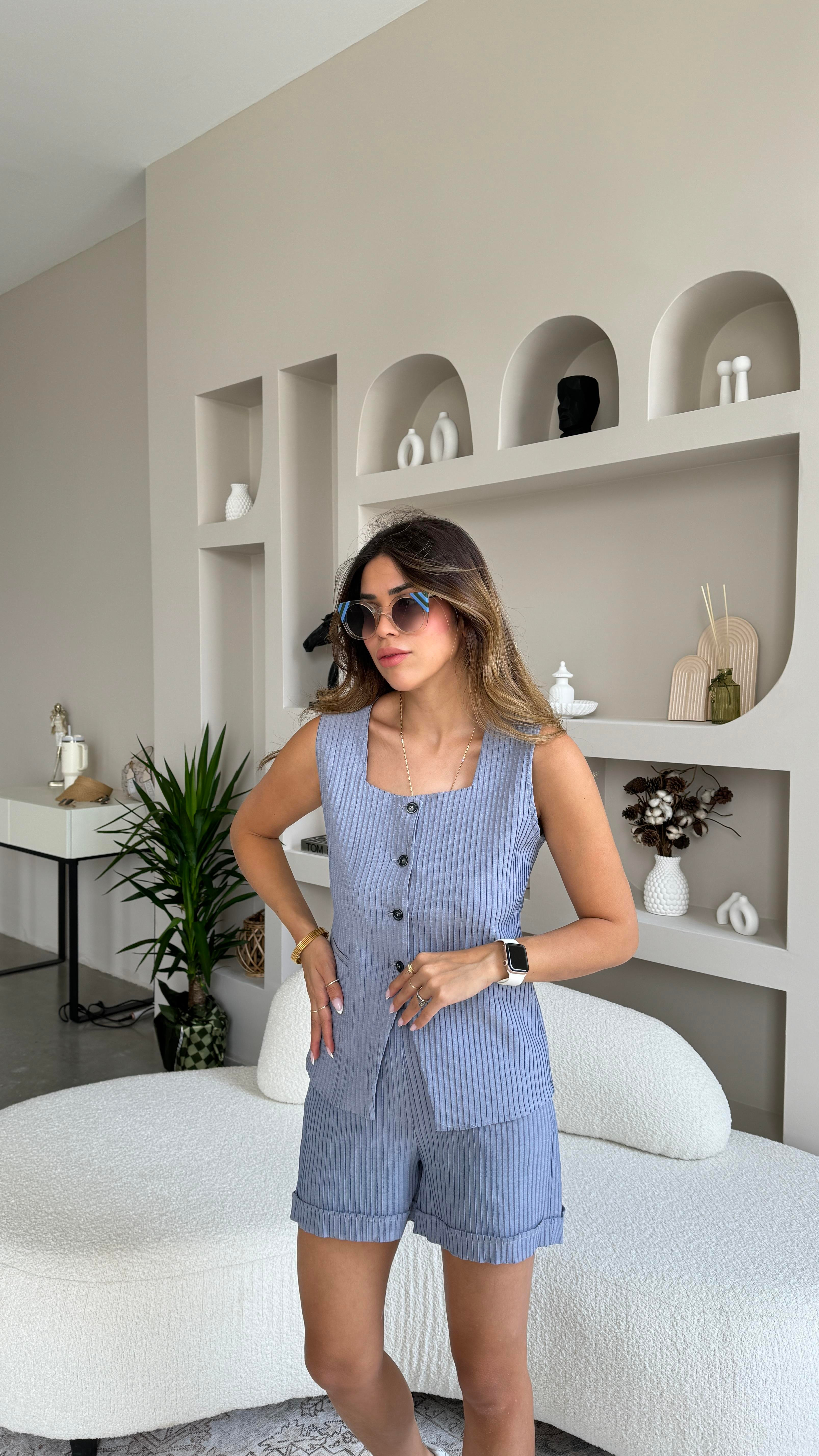 Pliseli Yelek Şort Takım