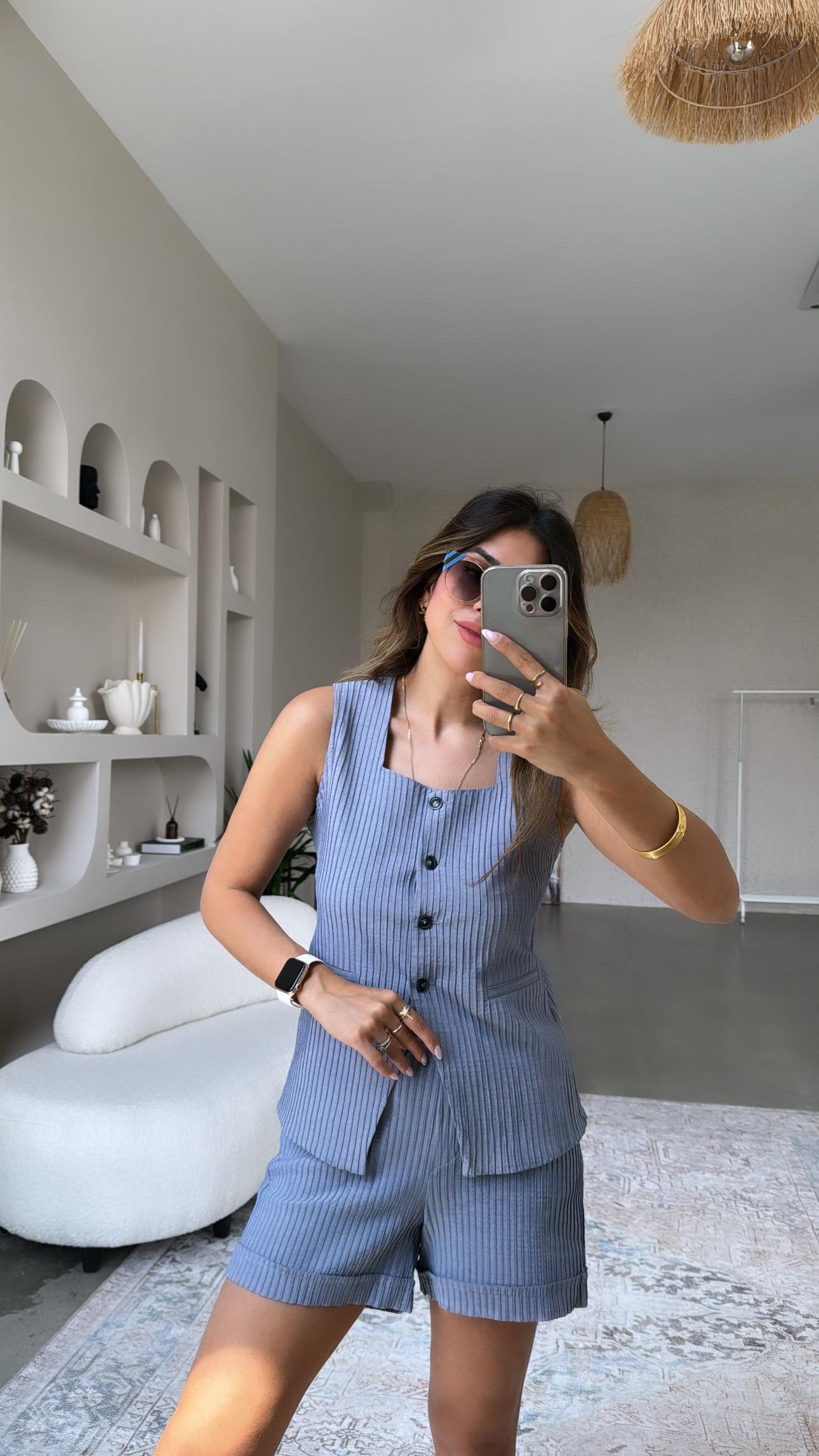 Pliseli Yelek Şort Takım