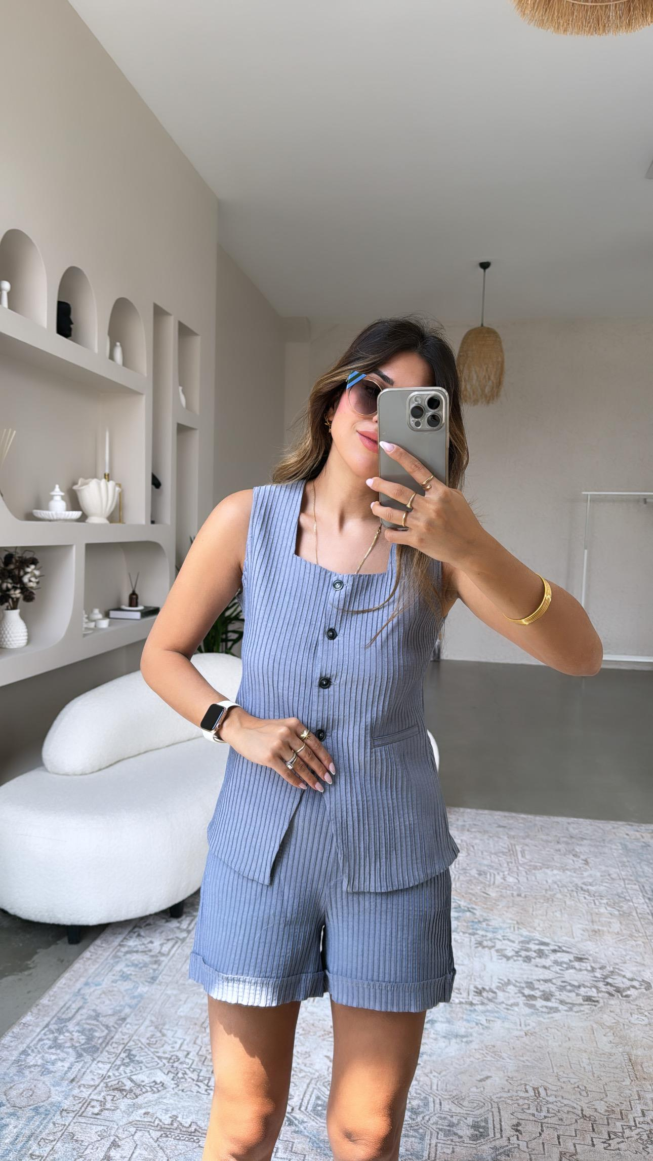 Pliseli Yelek Şort Takım