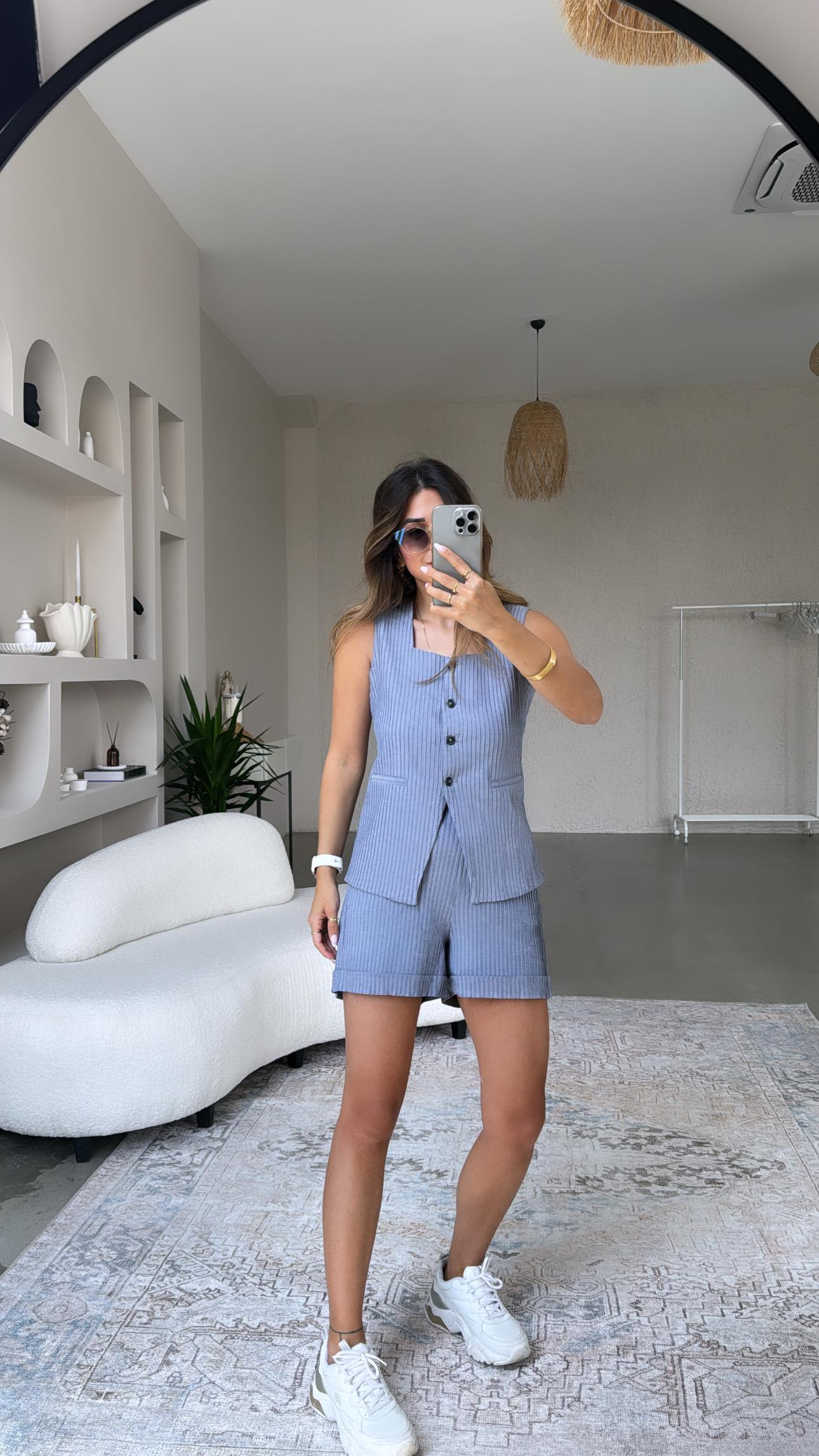 Pliseli Yelek Şort Takım