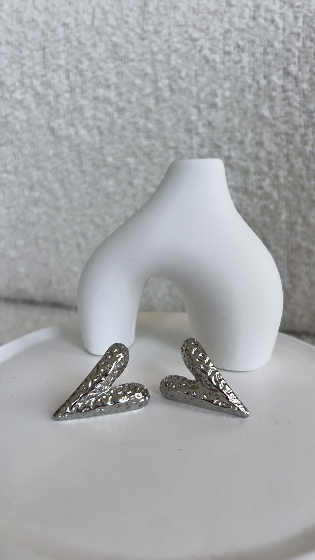 Silver Dokulu Kalp Küpe