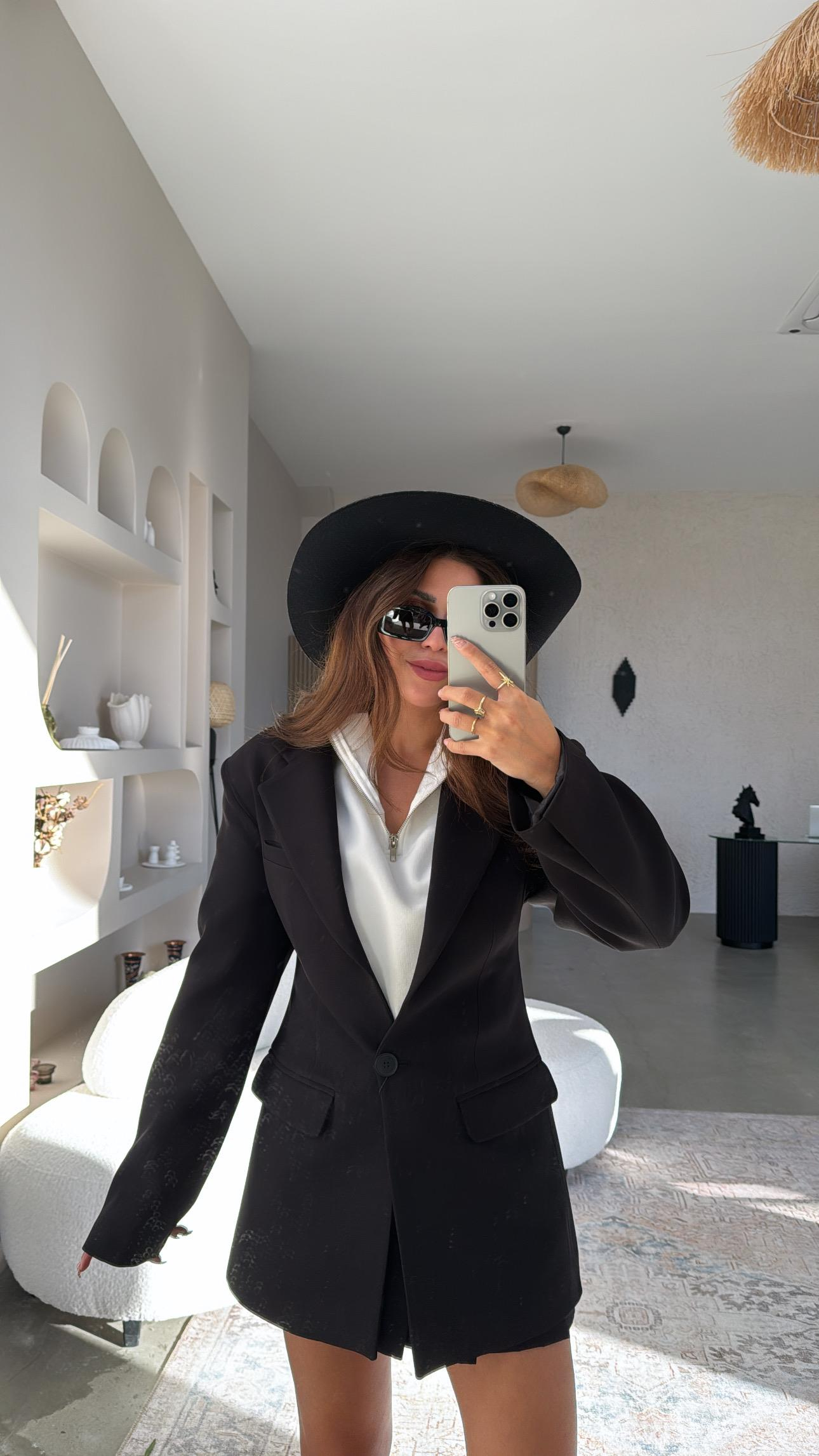 Siyah Belden Oturtmalı Premium Ceket