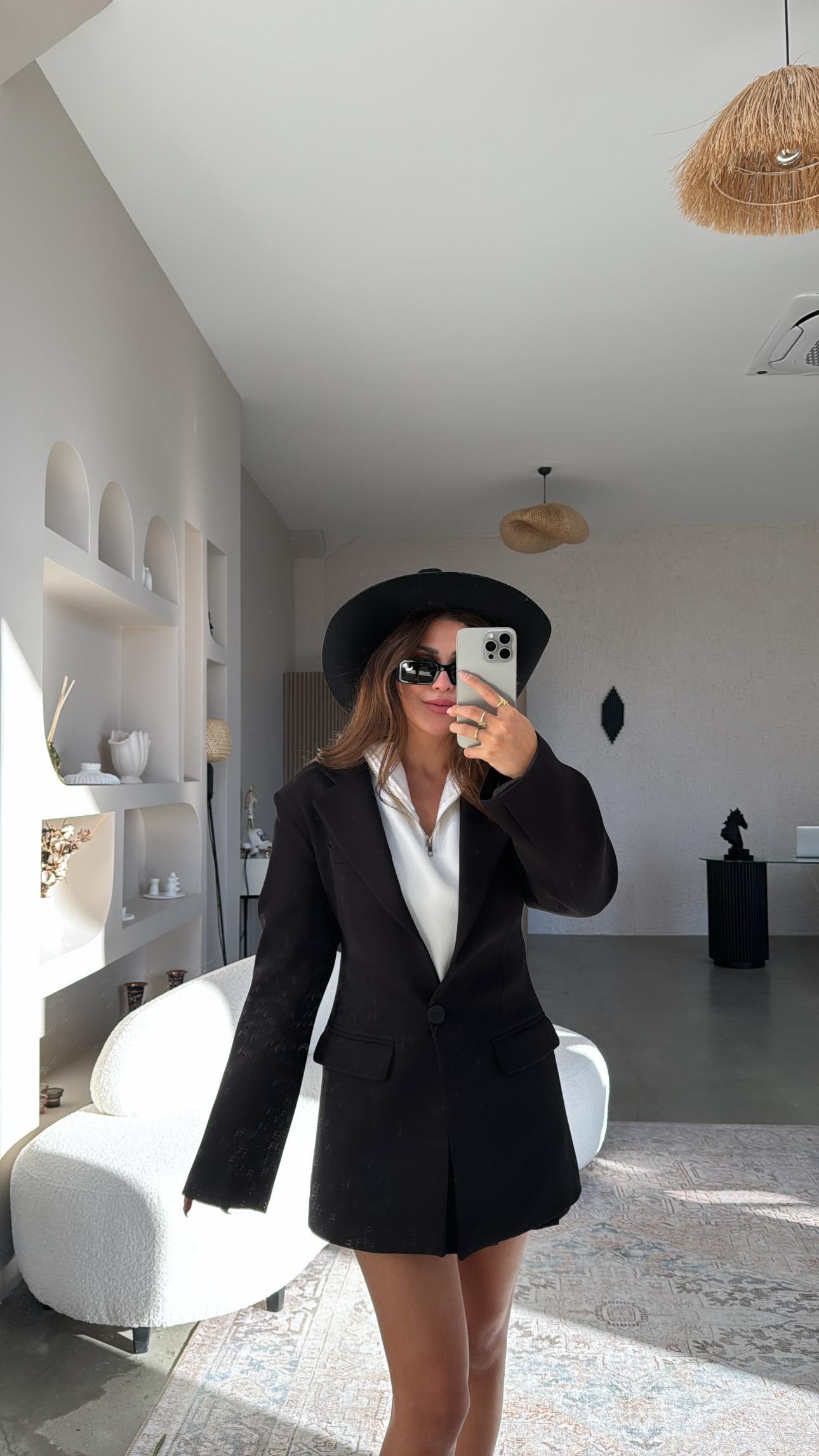 Siyah Belden Oturtmalı Premium Ceket