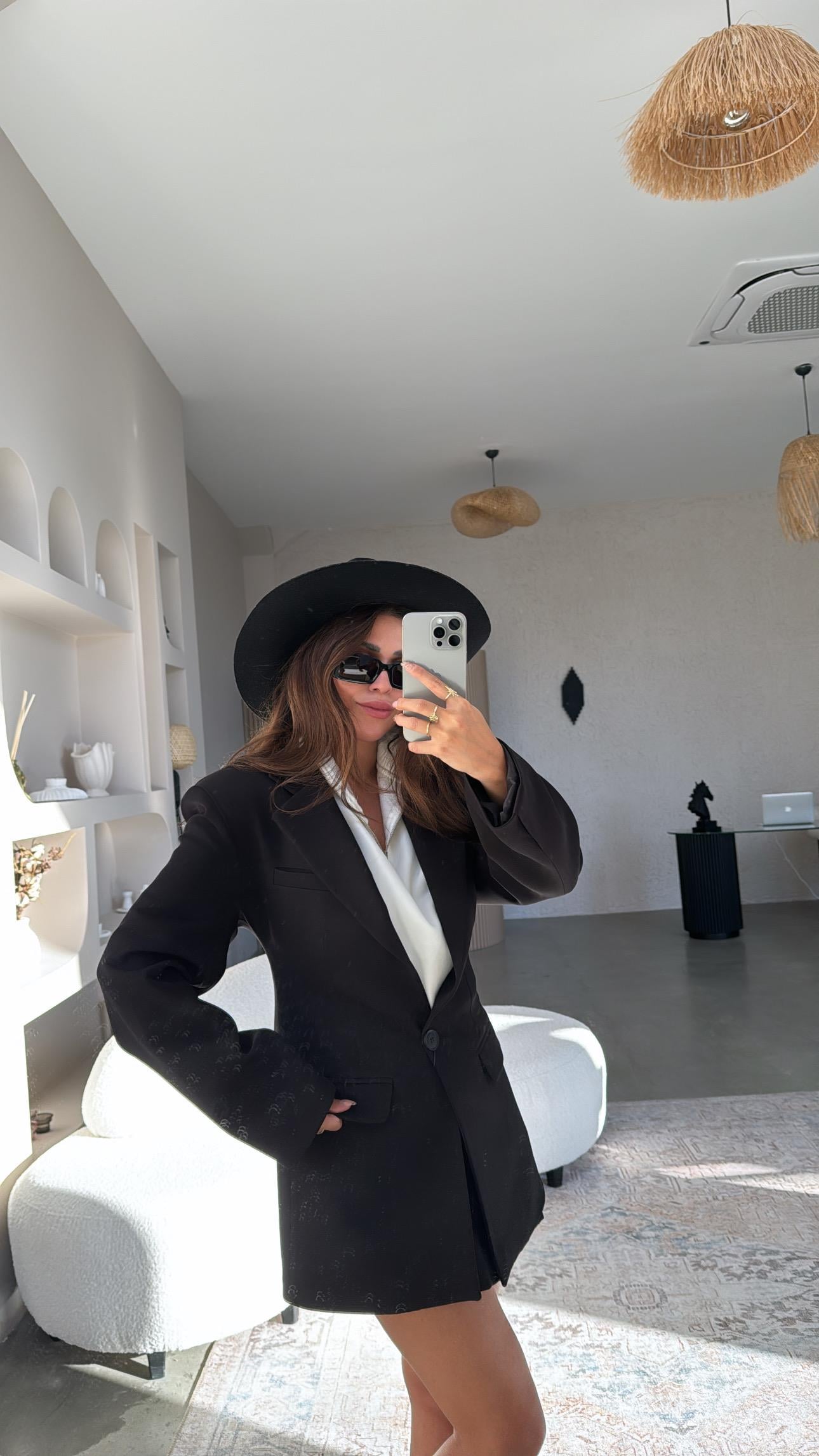 Siyah Belden Oturtmalı Premium Ceket