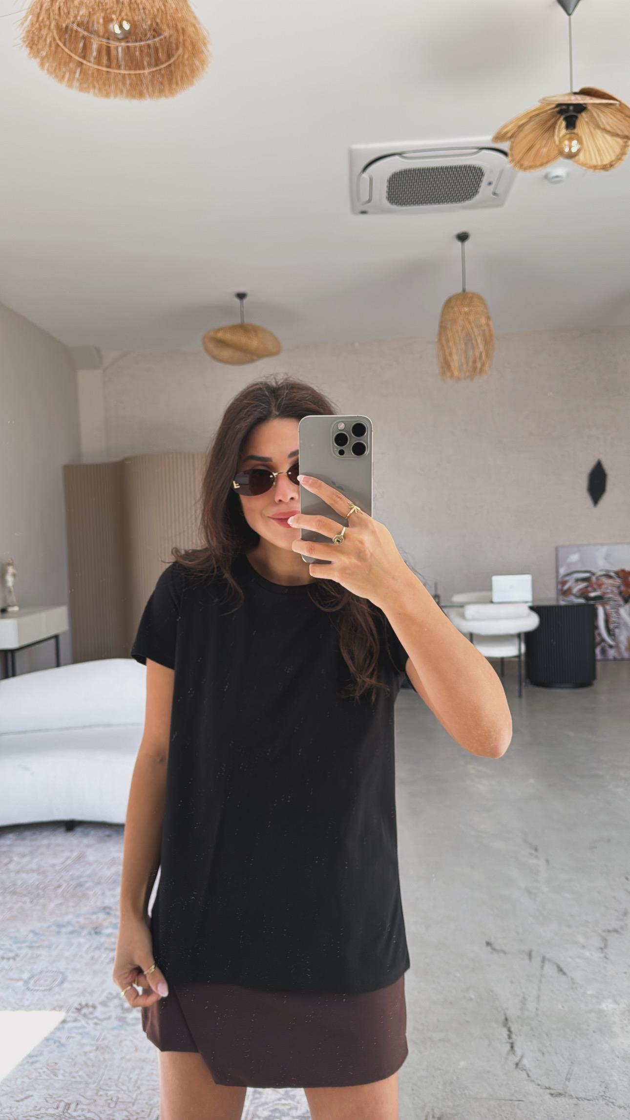 Siyah Bisiklet Yaka Basic Tshirt