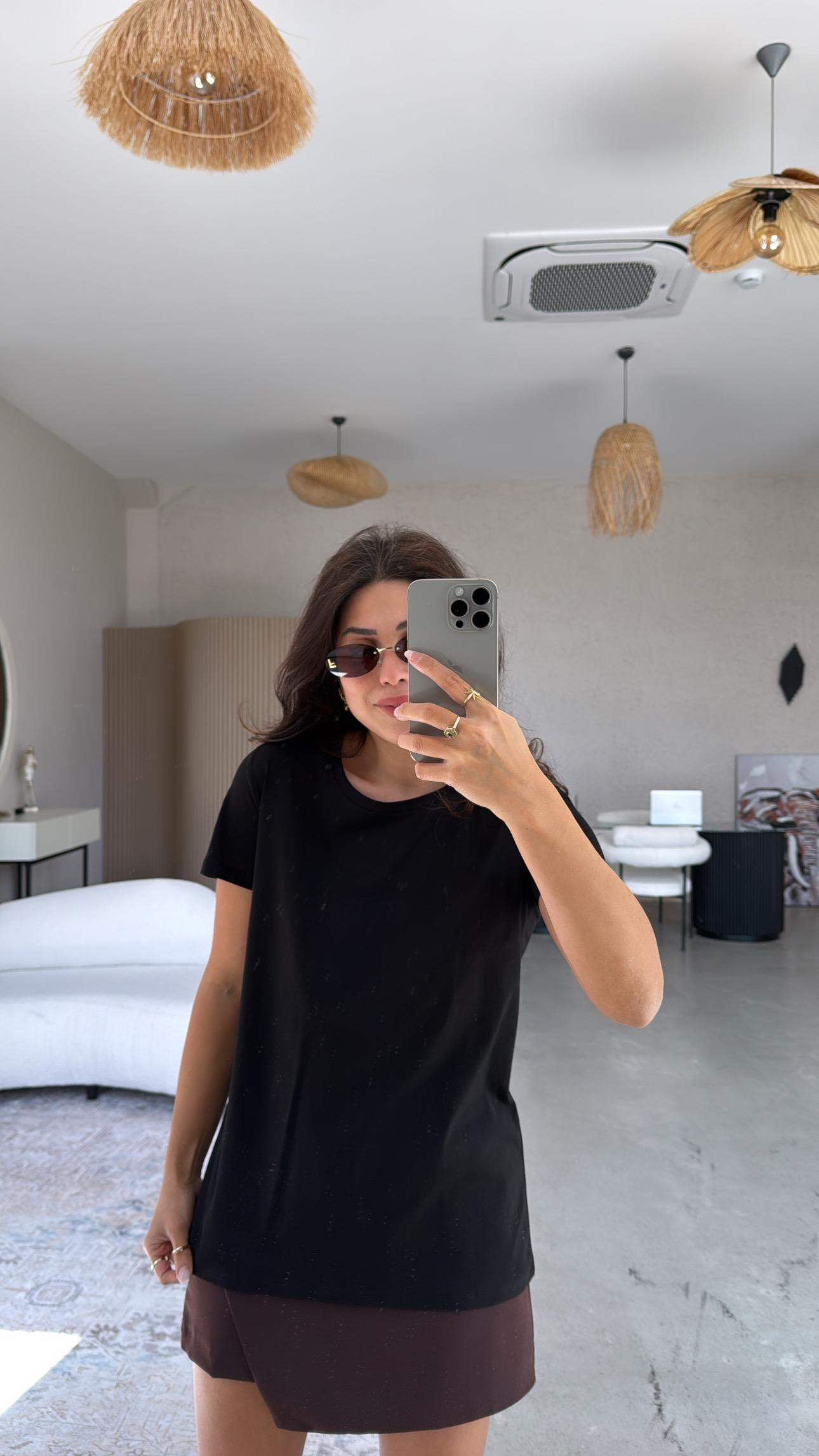 Siyah Bisiklet Yaka Basic Tshirt