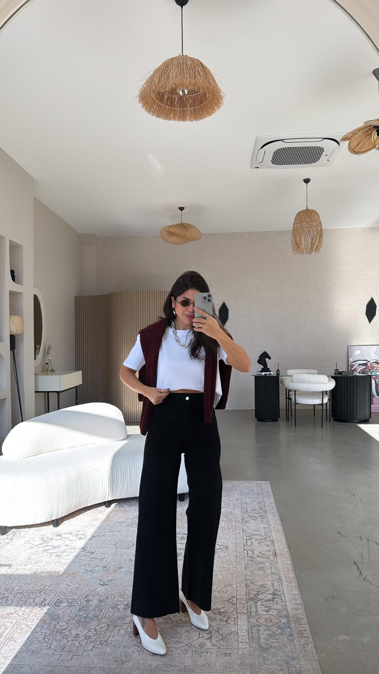 Siyah Çift Cep Detaylı Jean