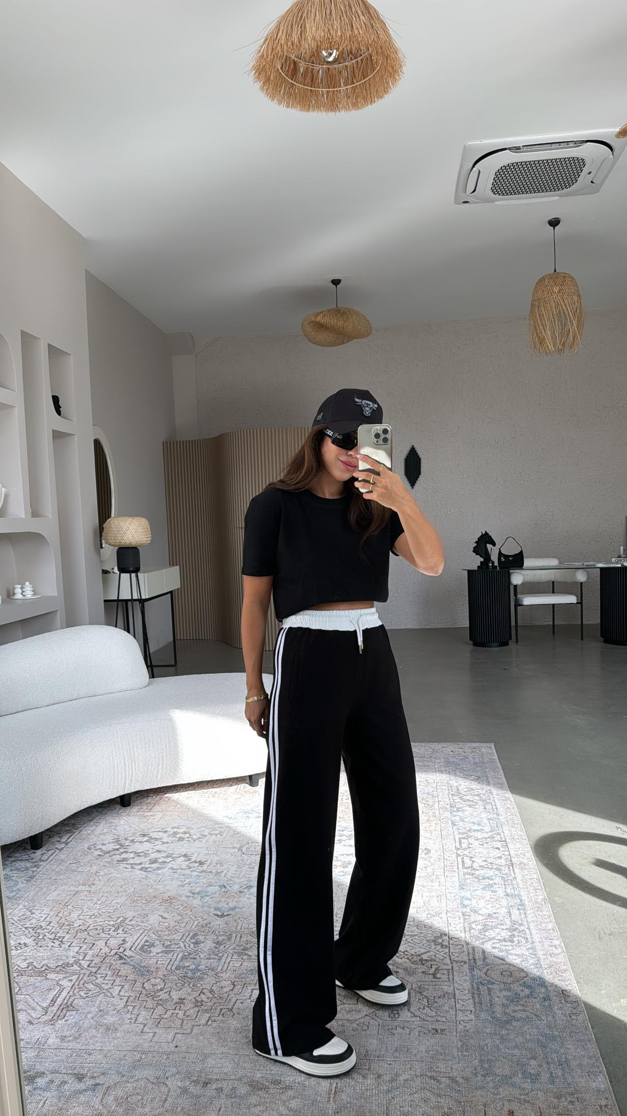 Siyah Çift Şeritli Eşofman