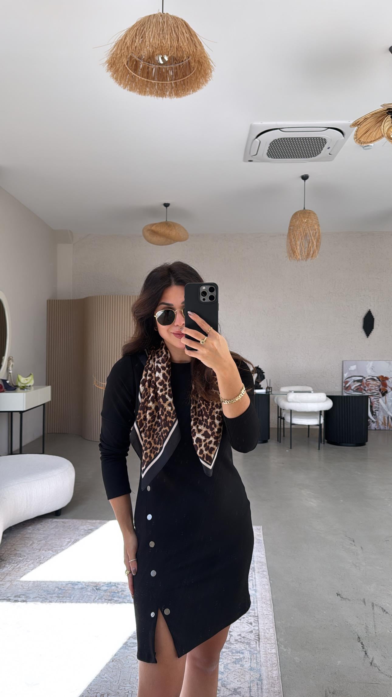 Siyah Çıtçıt Detaylı Modal Elbise