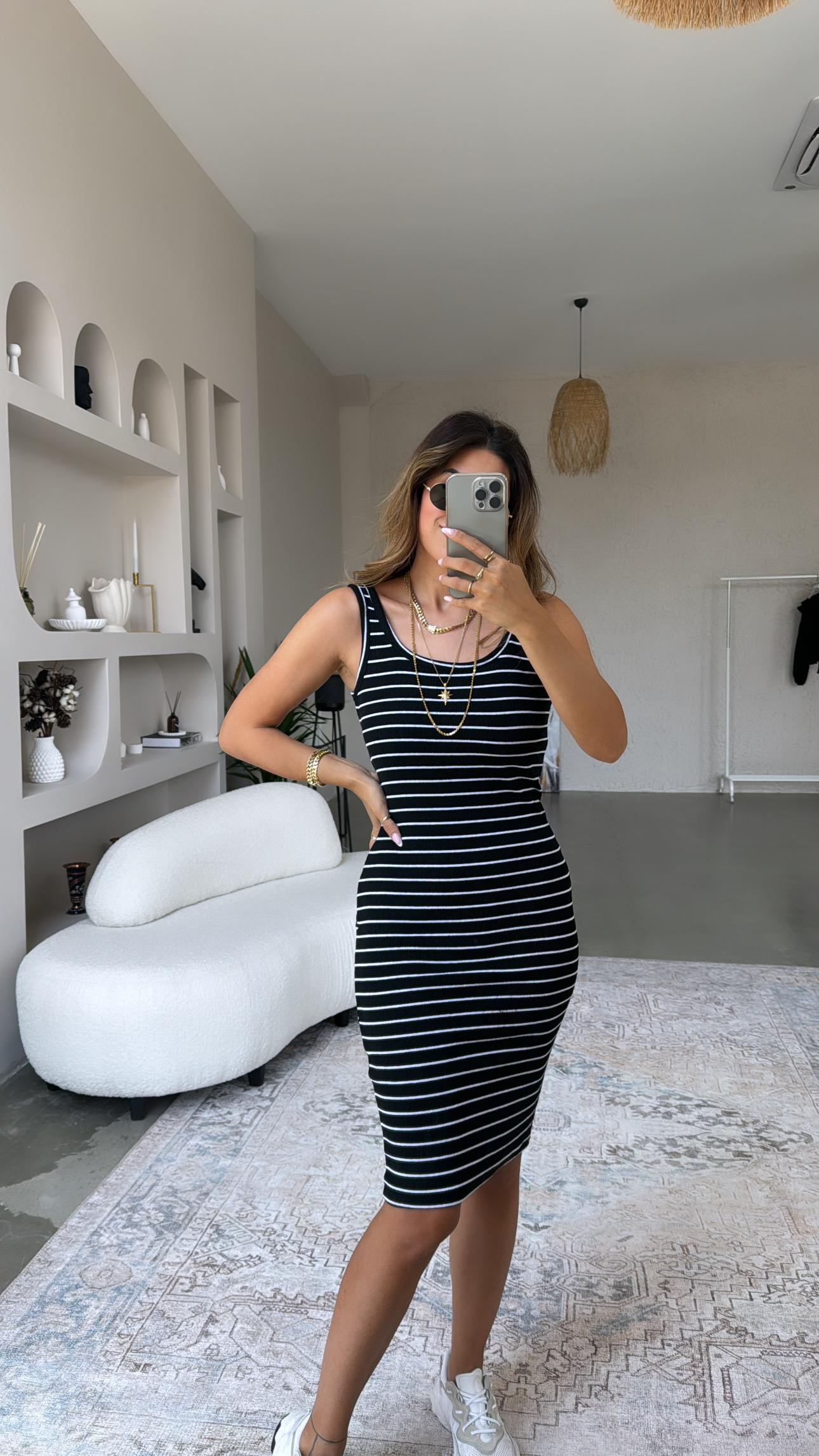 Siyah Çizgili Basic Elbise