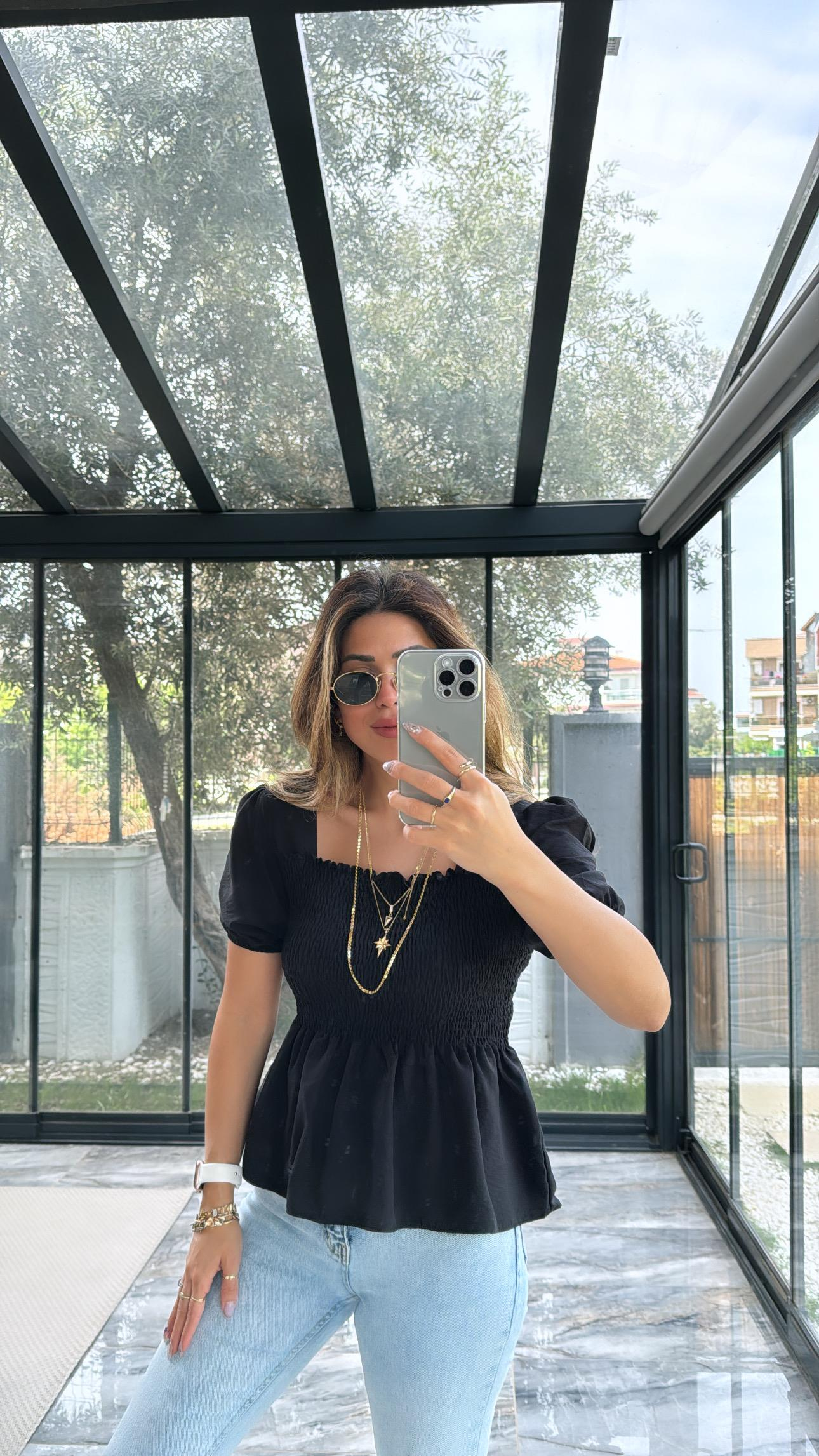 Siyah Gipeli İpek Bluz