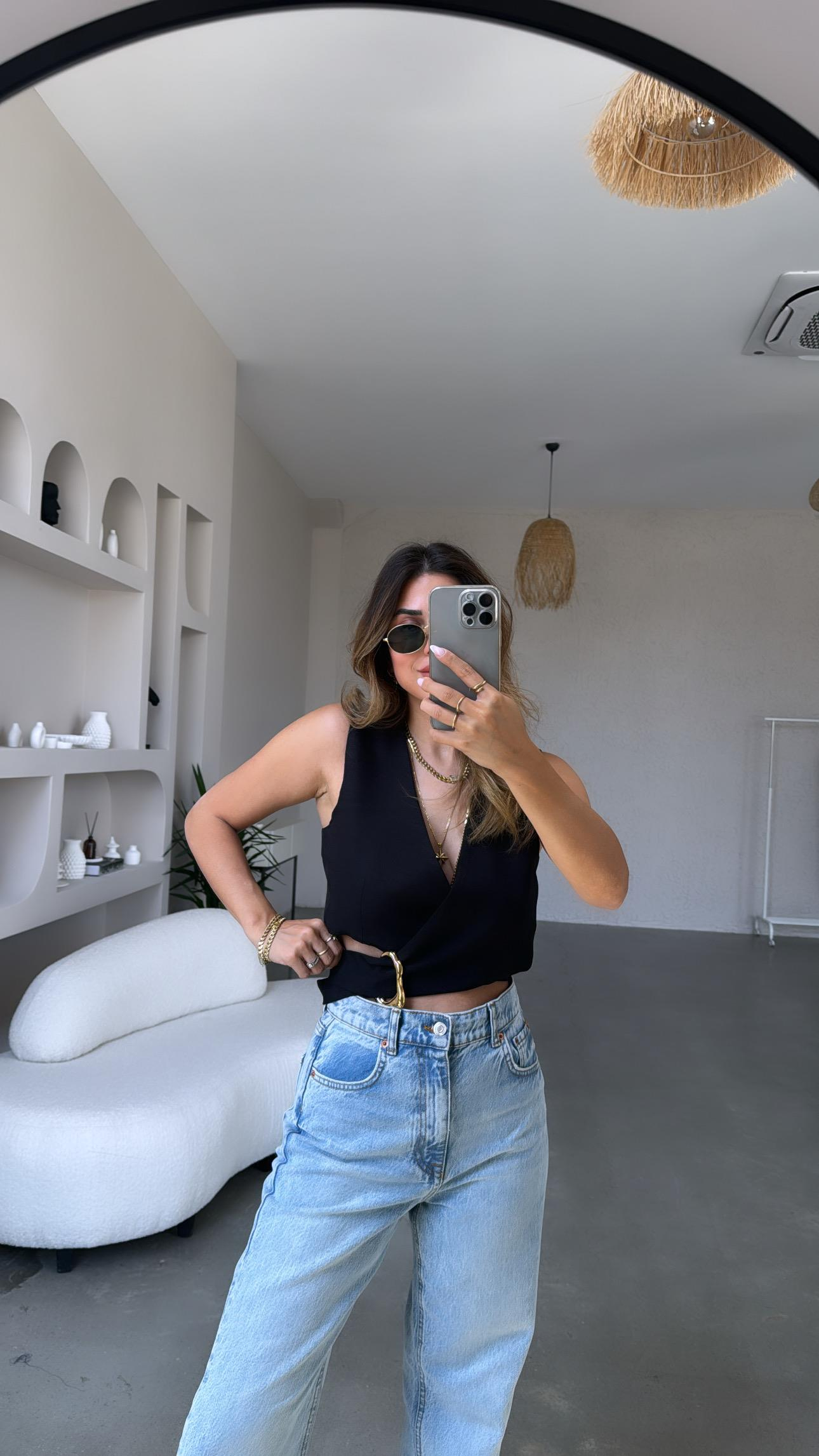 Siyah Gold Kemerli Yelek