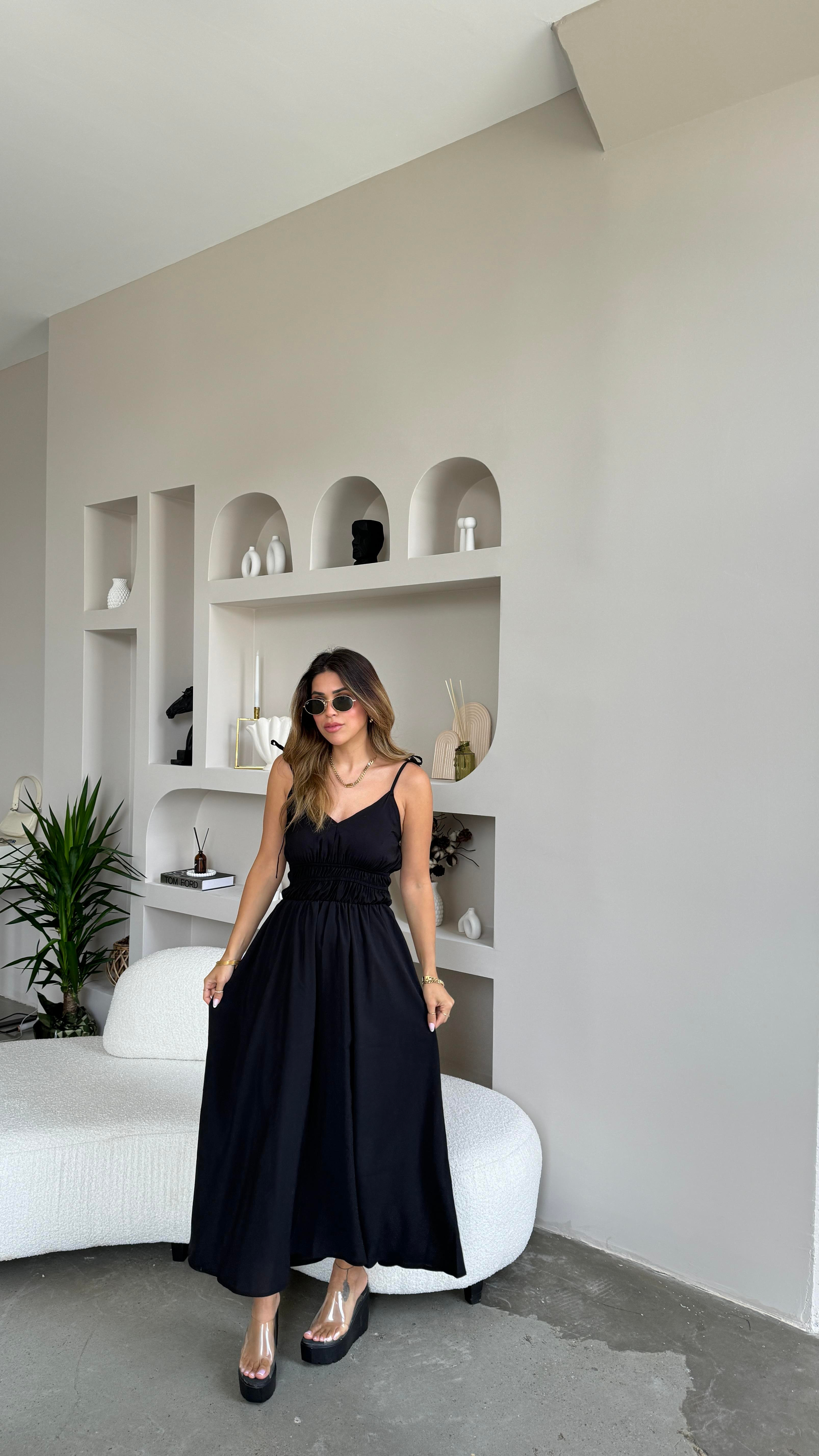 Siyah Keten Askılı Astarlı Elbise