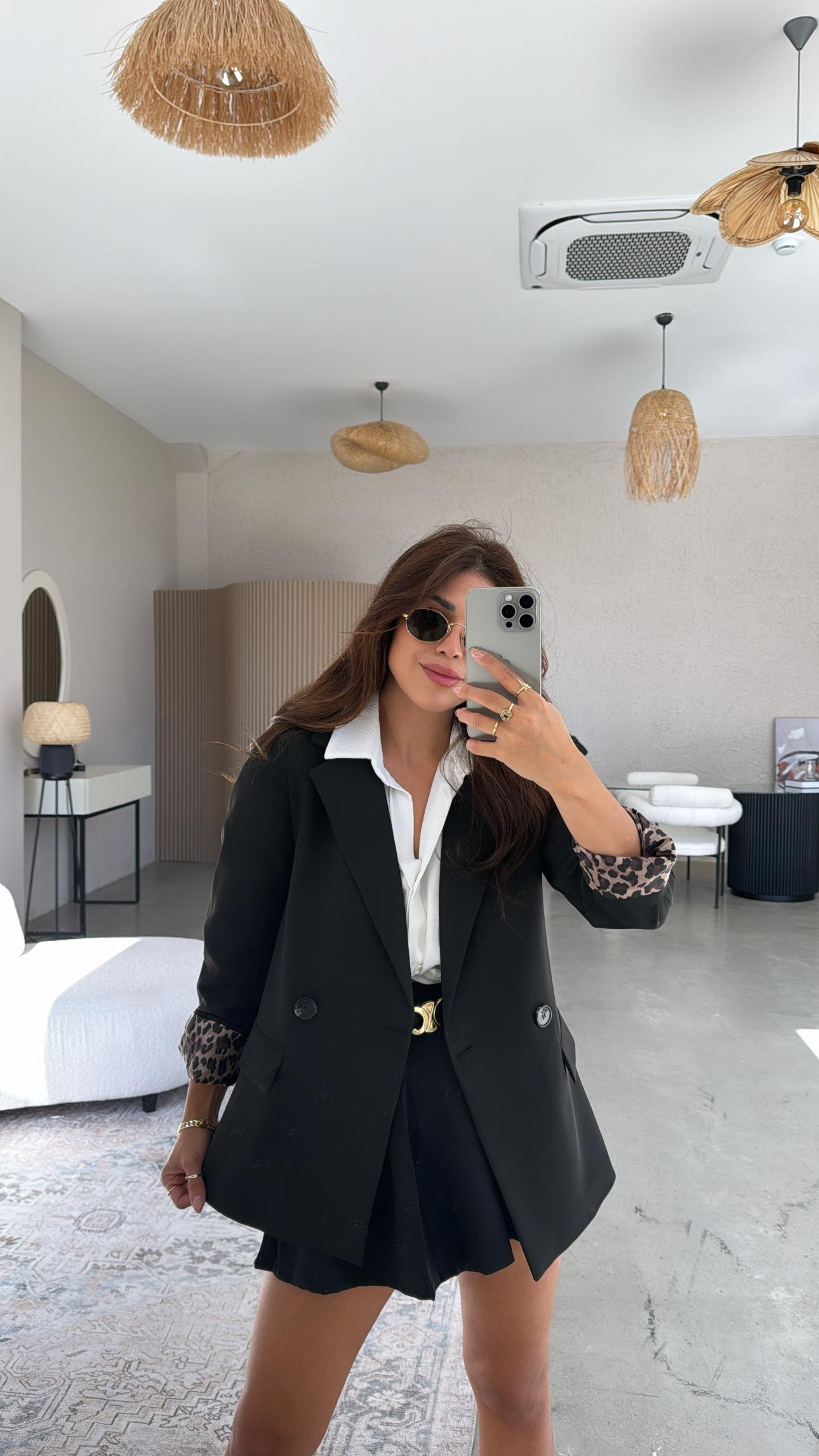 Siyah Leopar Astarlı Ceket