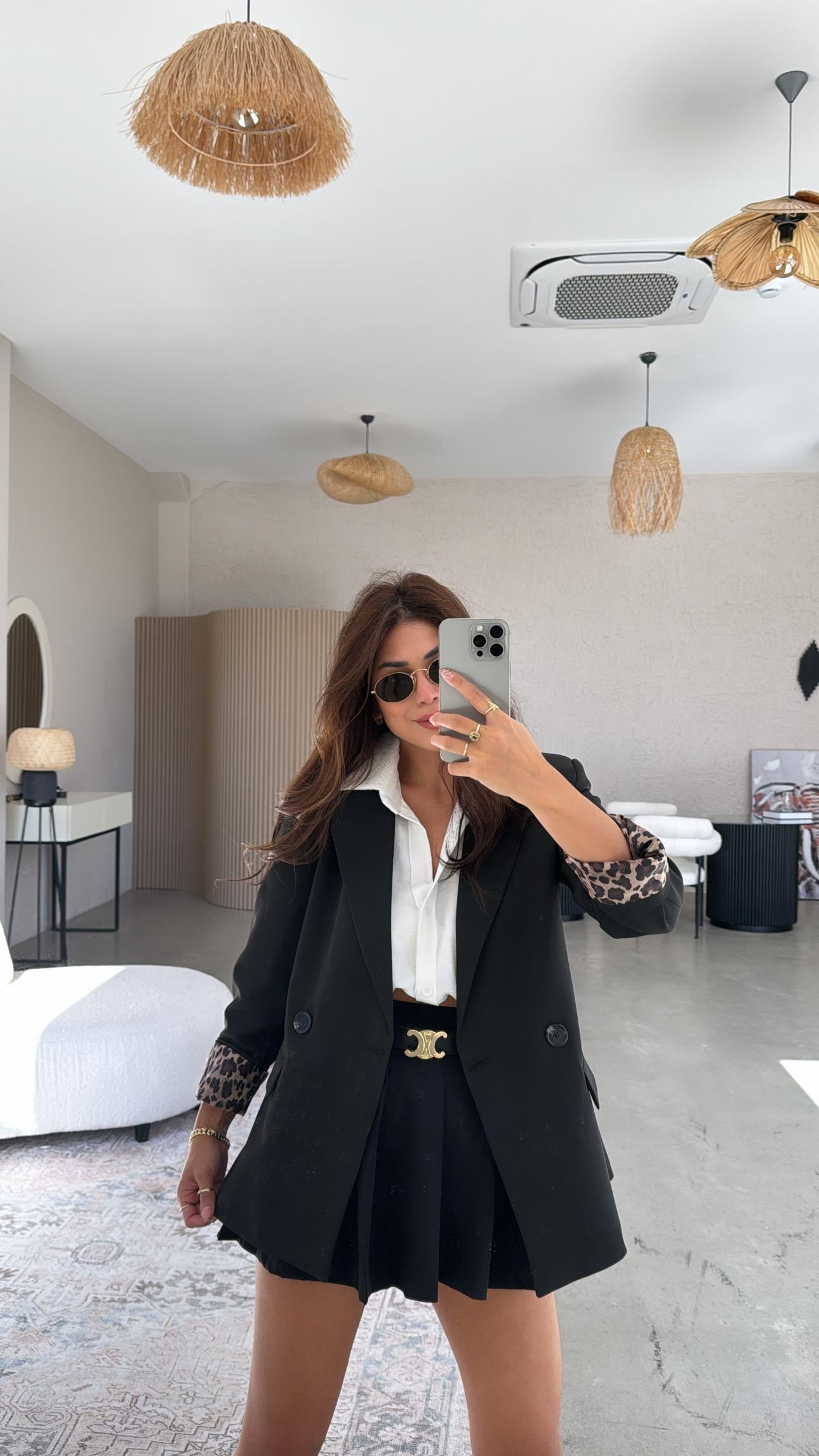 Siyah Leopar Astarlı Ceket