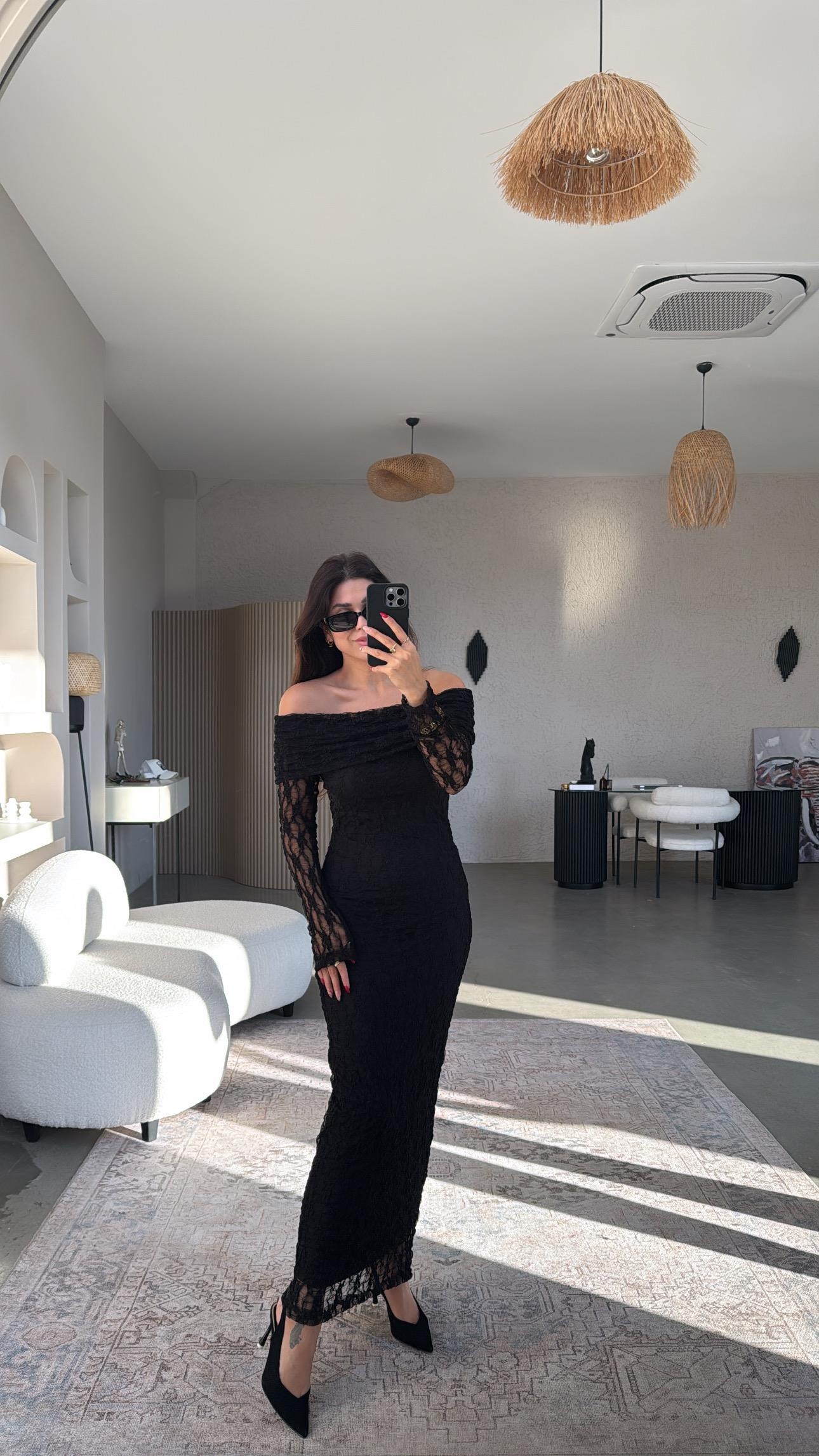 Siyah Maxi Dantel Elbise