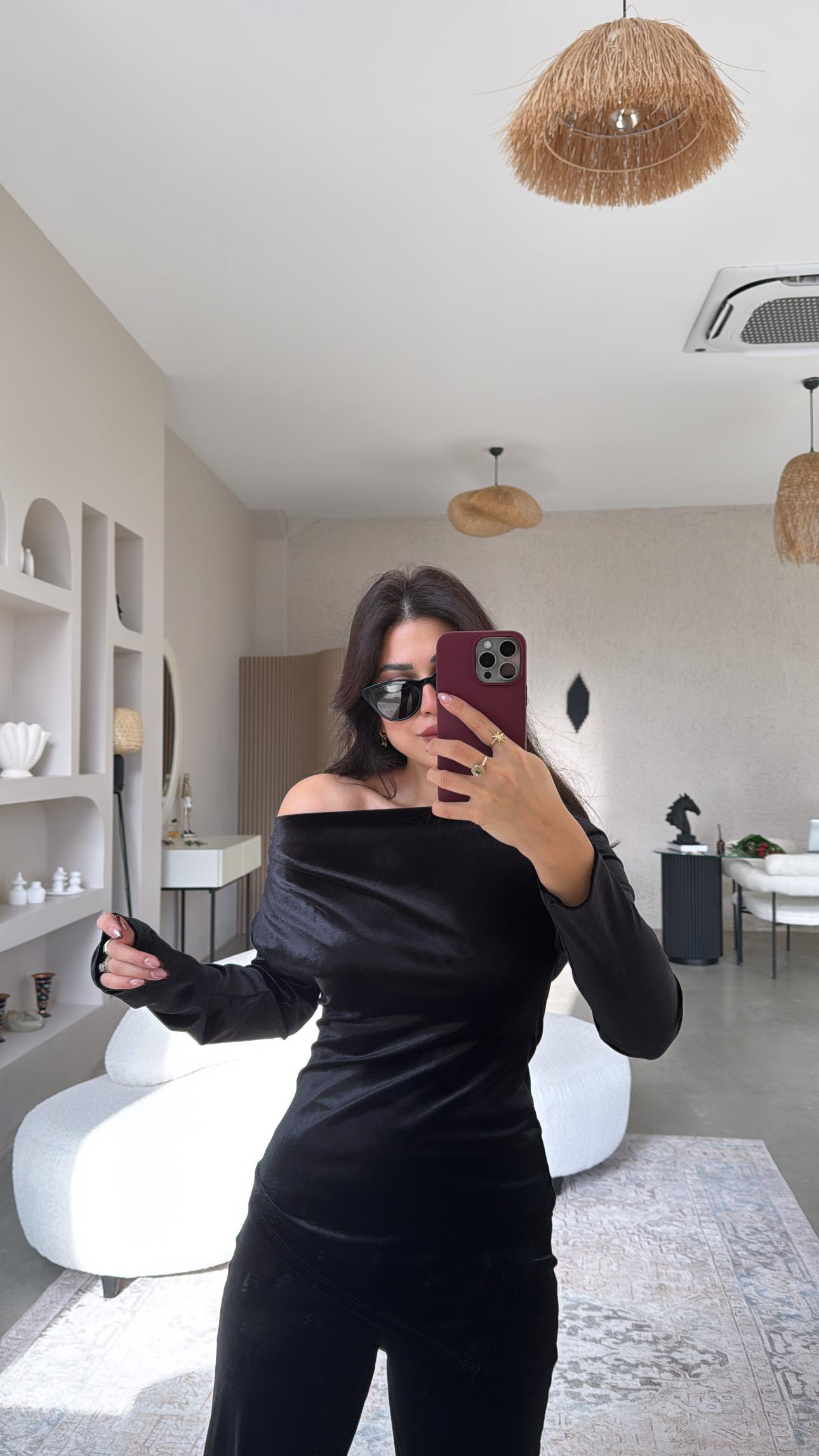 Siyah Omuz Drape Detay Bluz