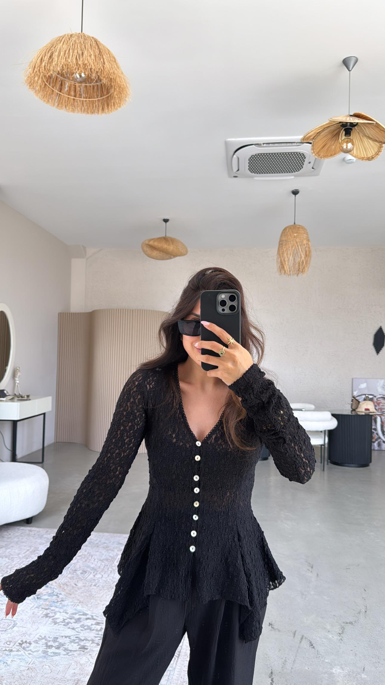 Siyah Premium Dantel Bluz