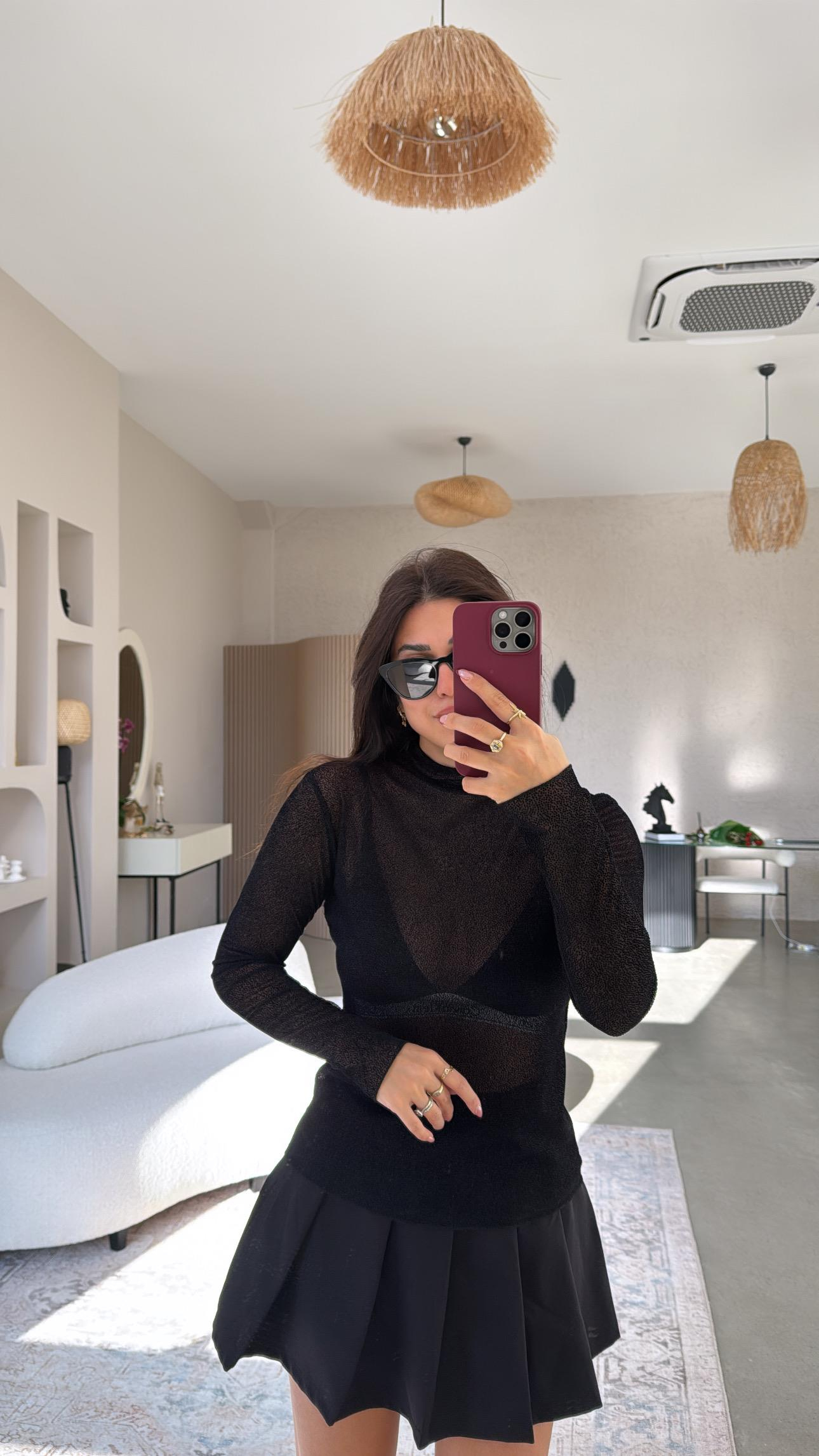 Siyah Simli Transparan Bluz