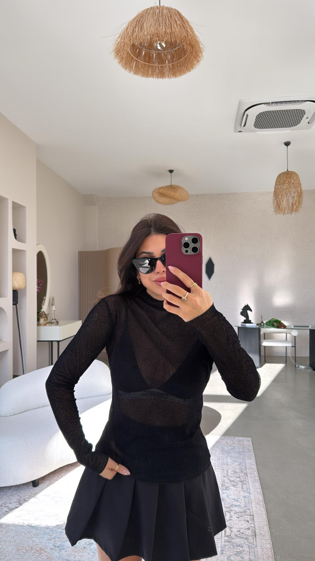 Siyah Simli Transparan Bluz