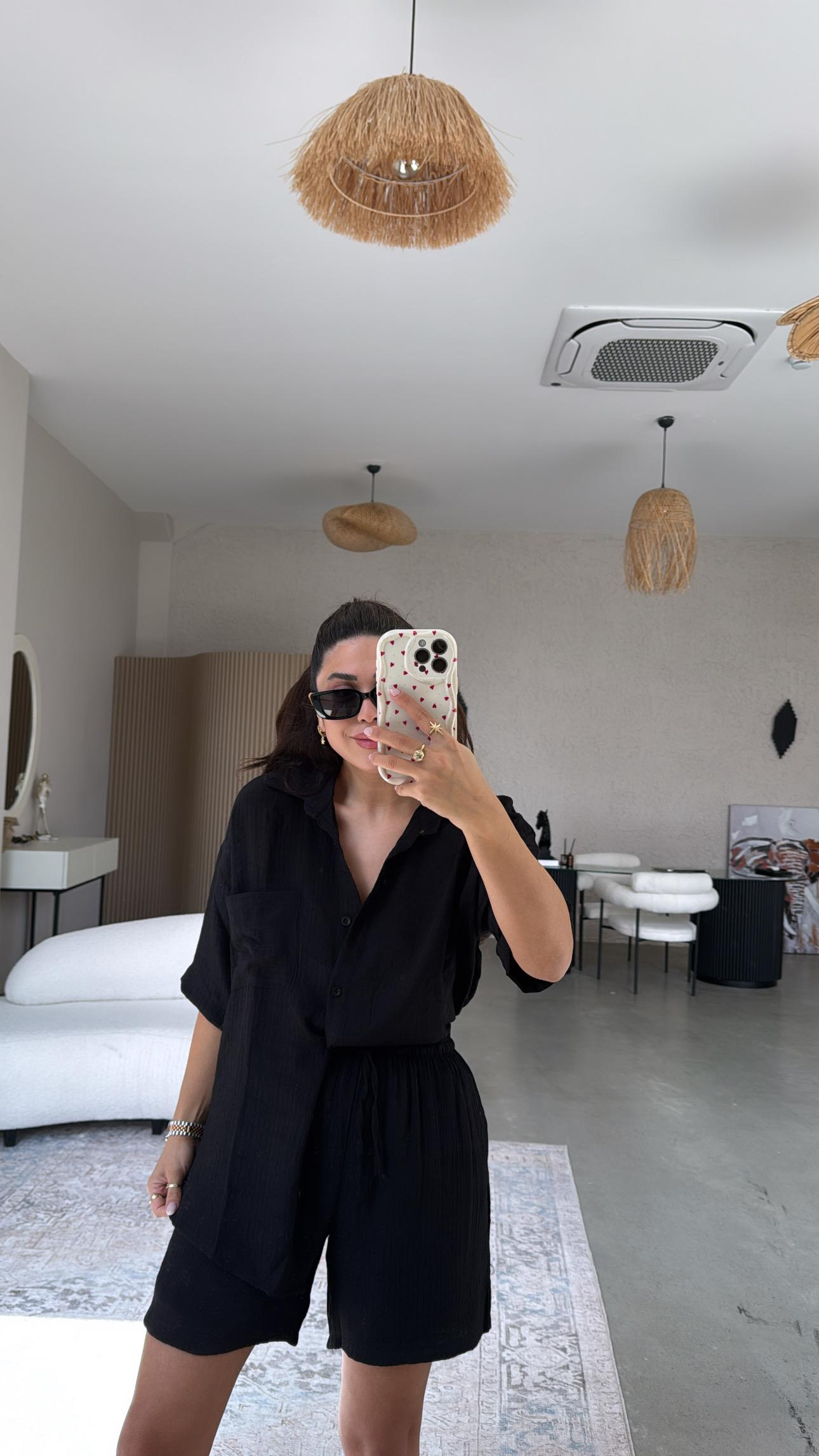 Siyah Şort Gömlek Takım