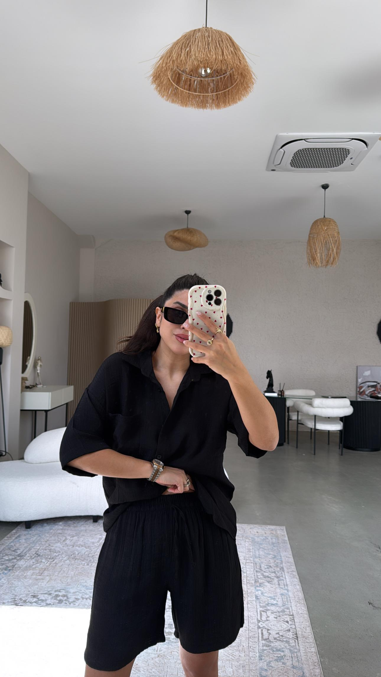 Siyah Şort Gömlek Takım