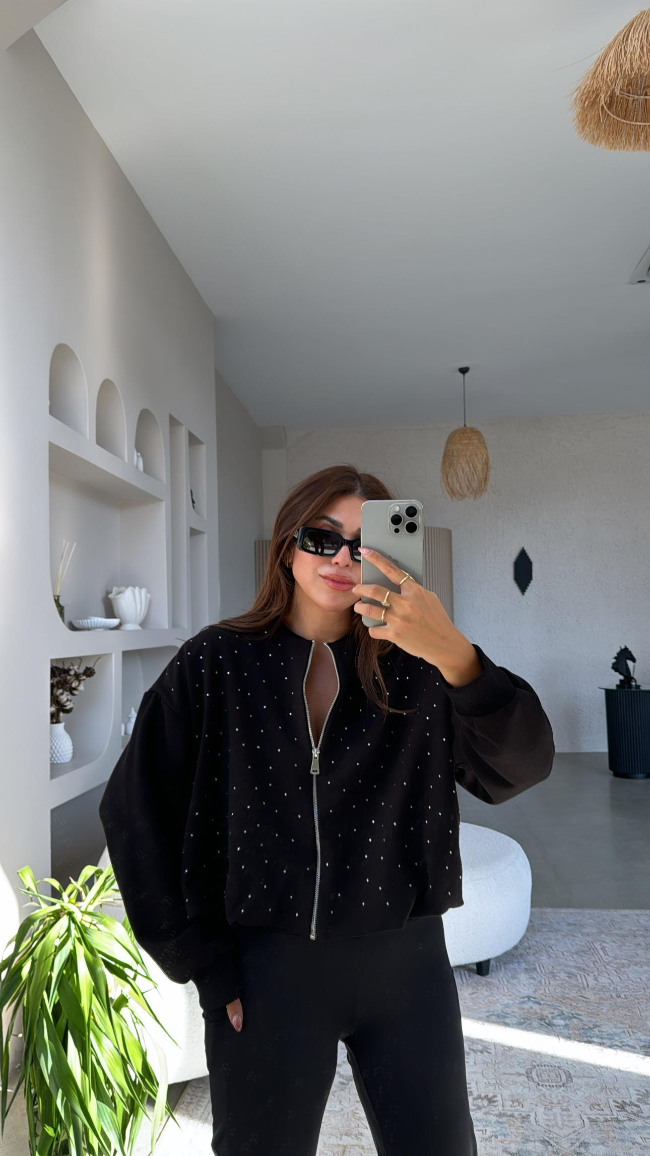Siyah Taşlı Fermuarlı Ceket