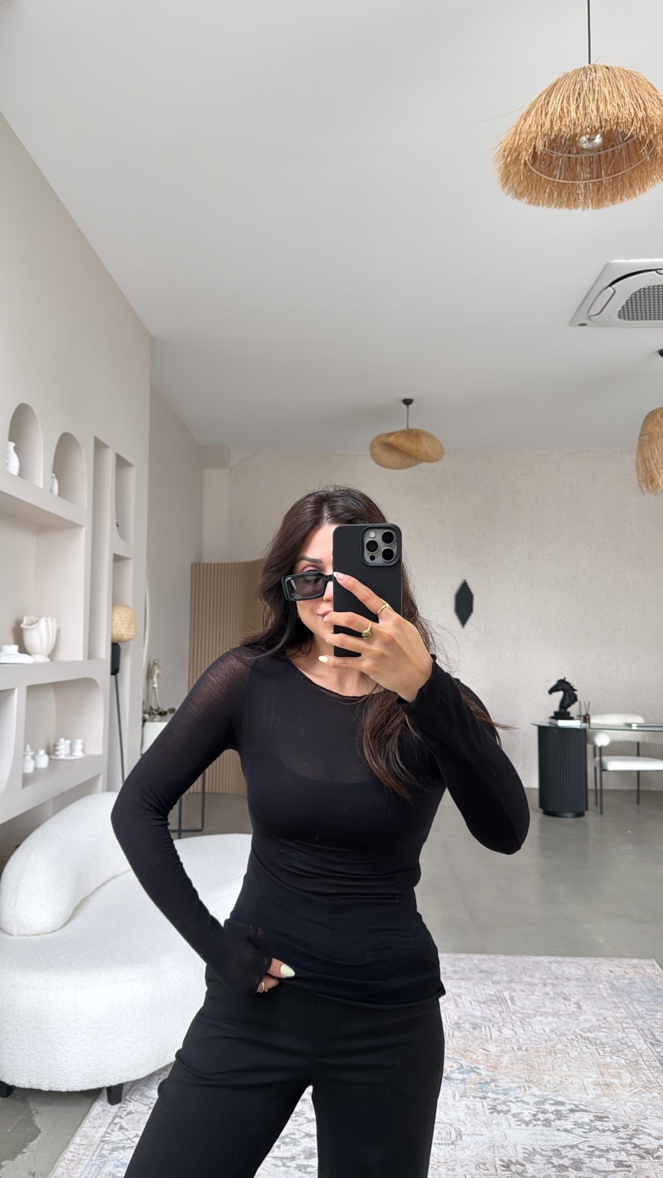 Siyah Transparan Bluz