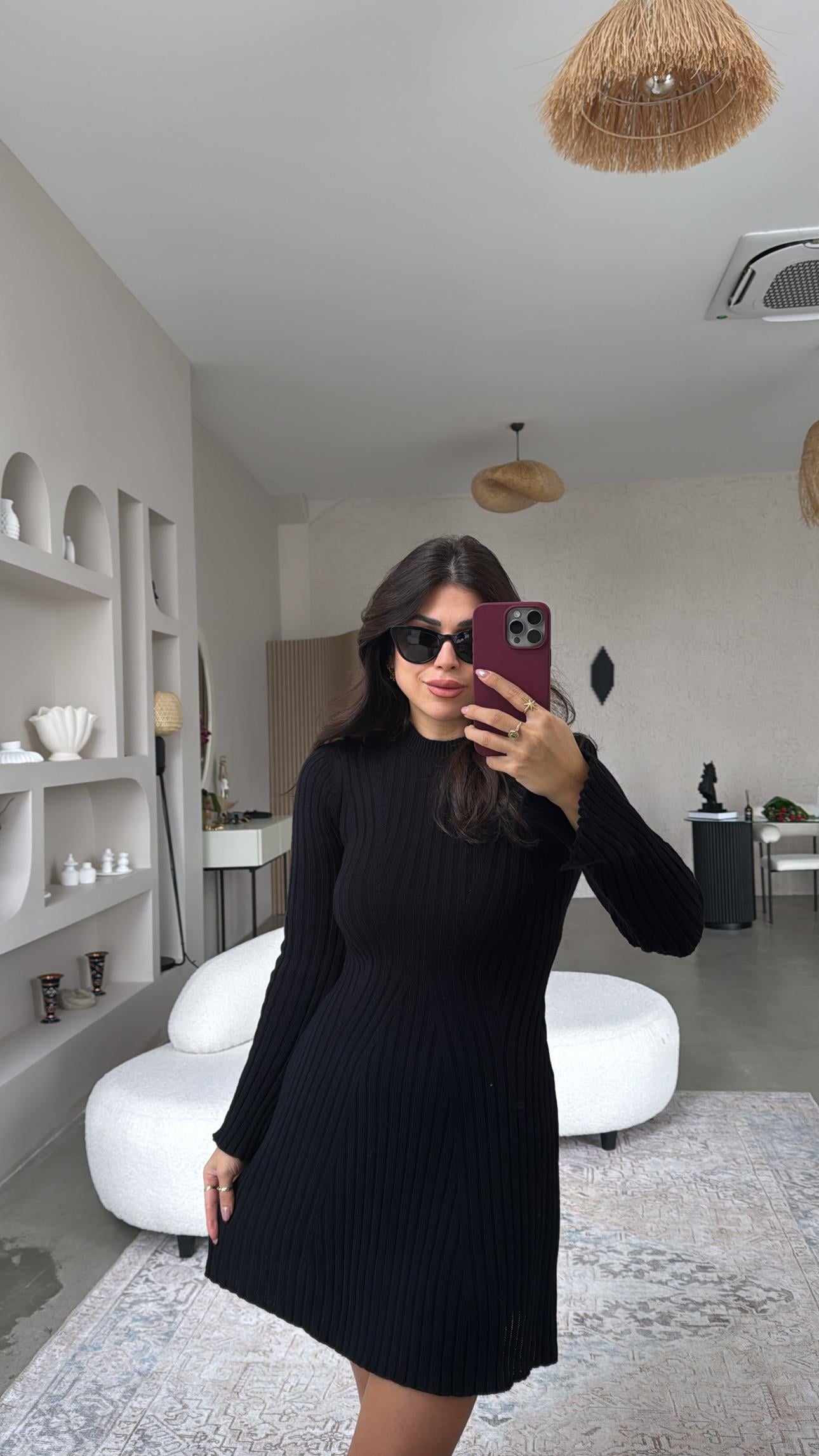Siyah Triko Çan Elbise
