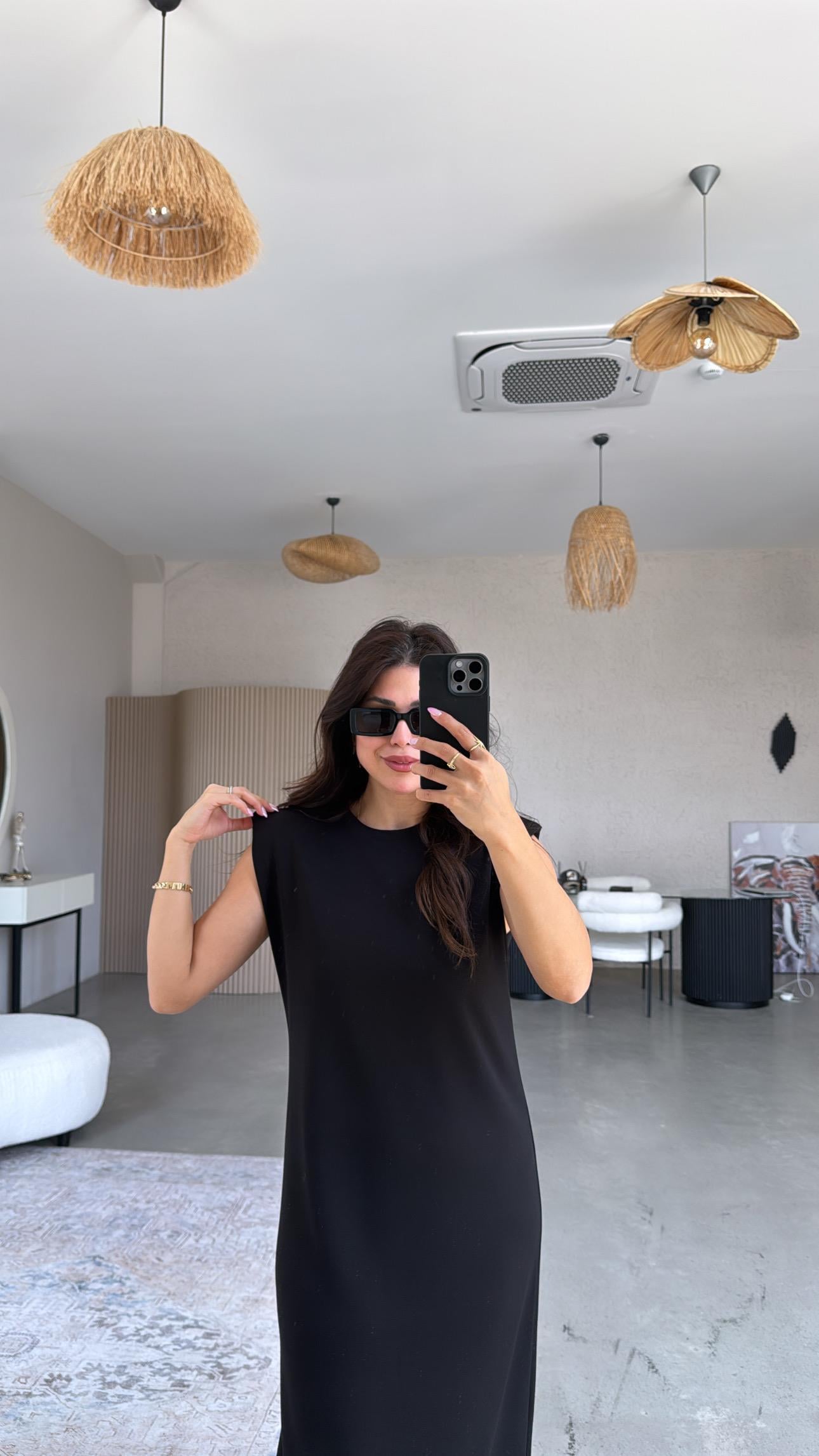 Siyah Vatkalı Modal Elbise