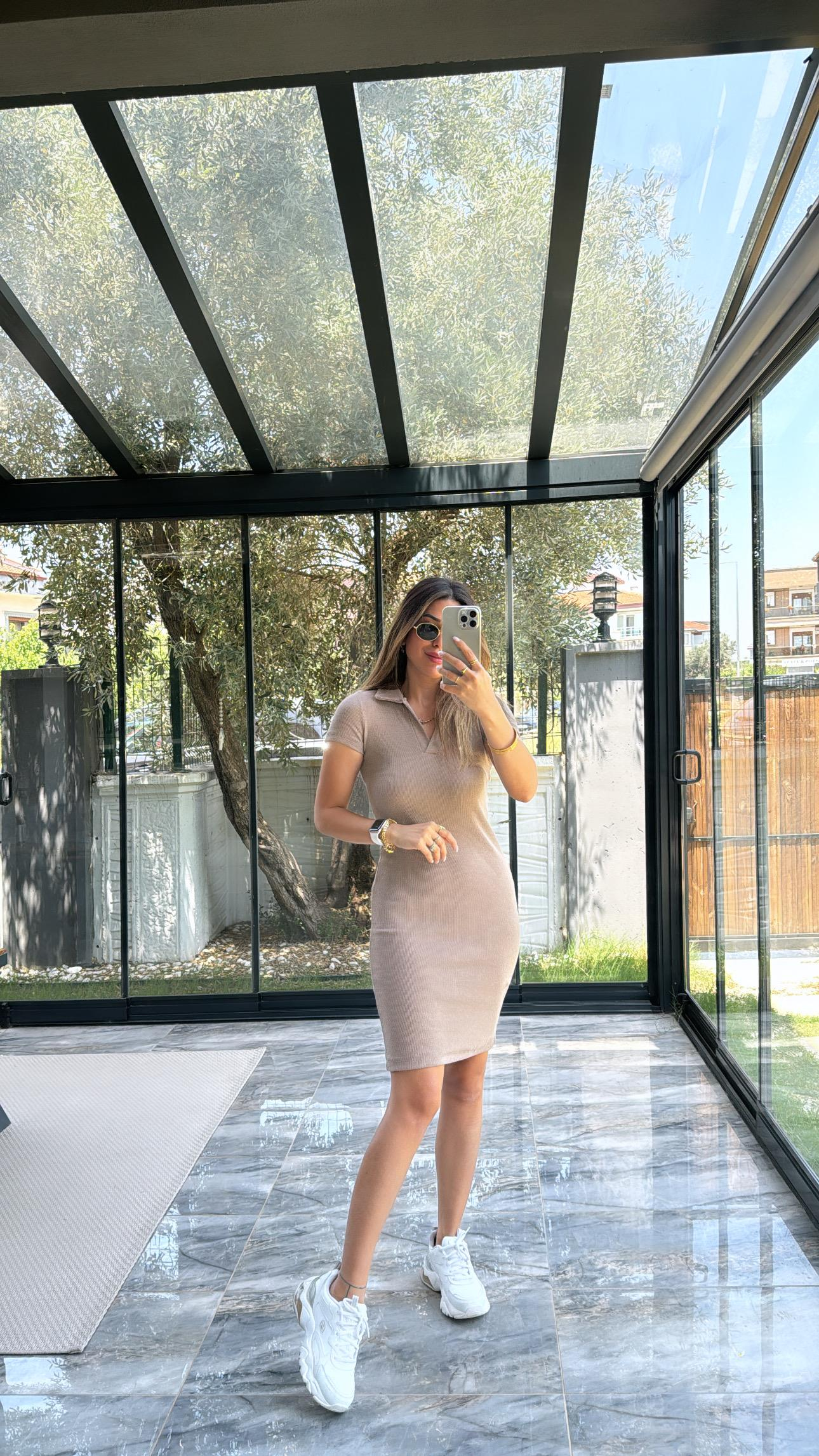 Vizon Yakalı Basic Elbise