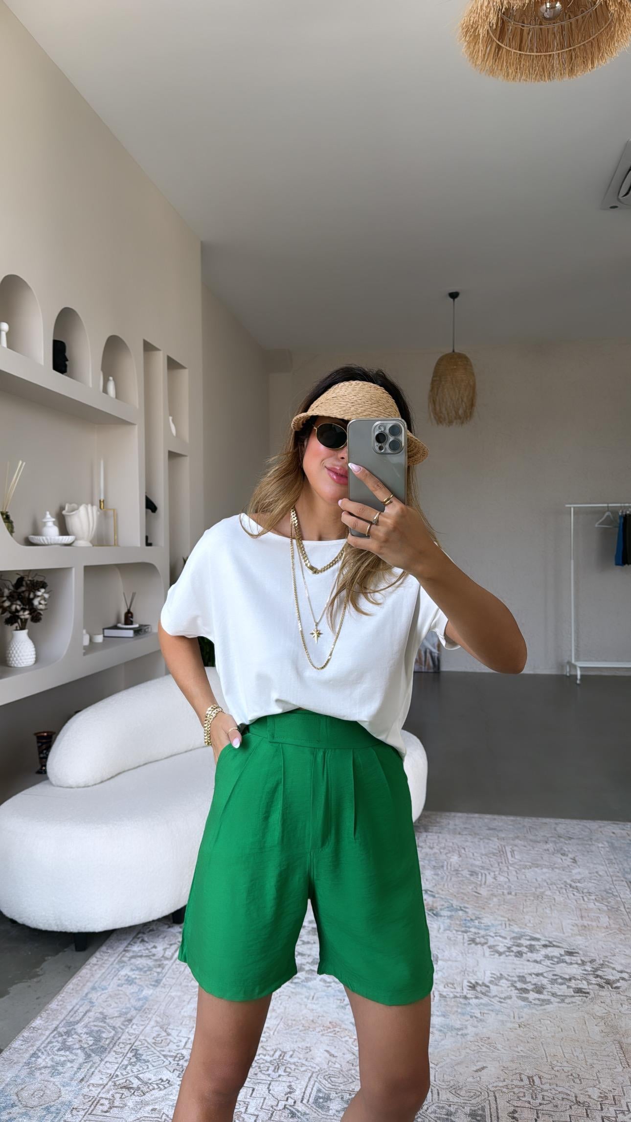 Yeşil Cırtlı Şort