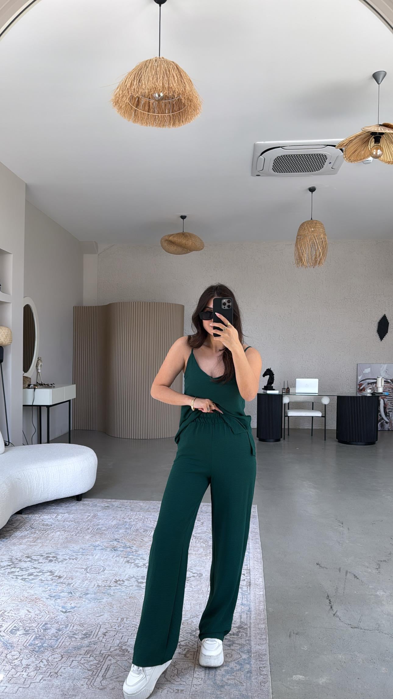 Zümrüt Yeşili İp Askılı Basic Tiril Takım