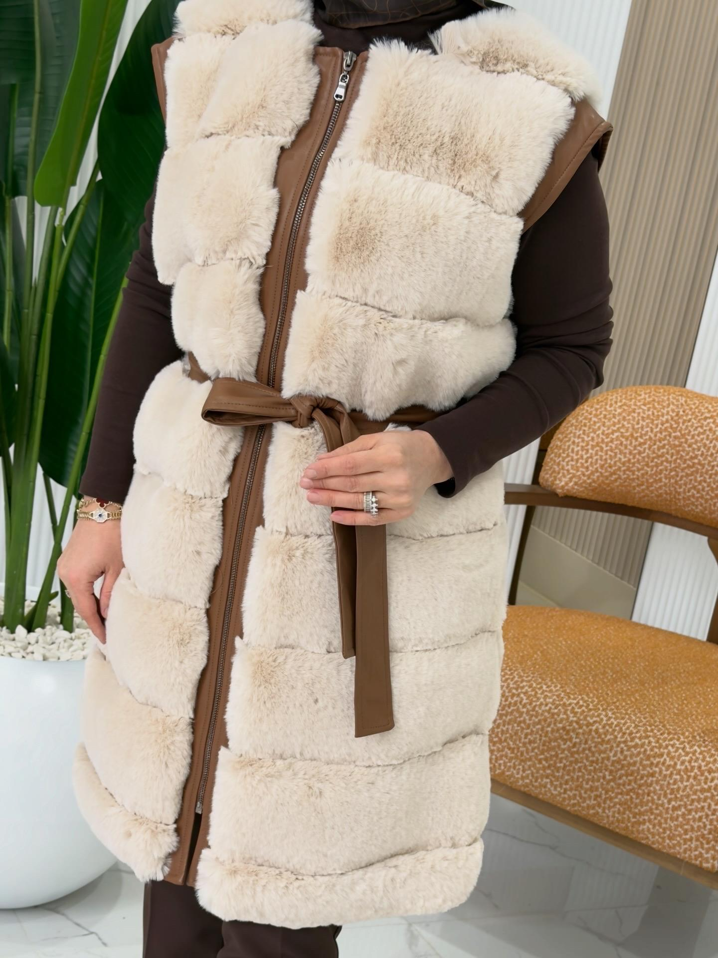 ANGORA SUNİ KÜRKLÜ DERİ DETAYLI YELEK TABA- 10338