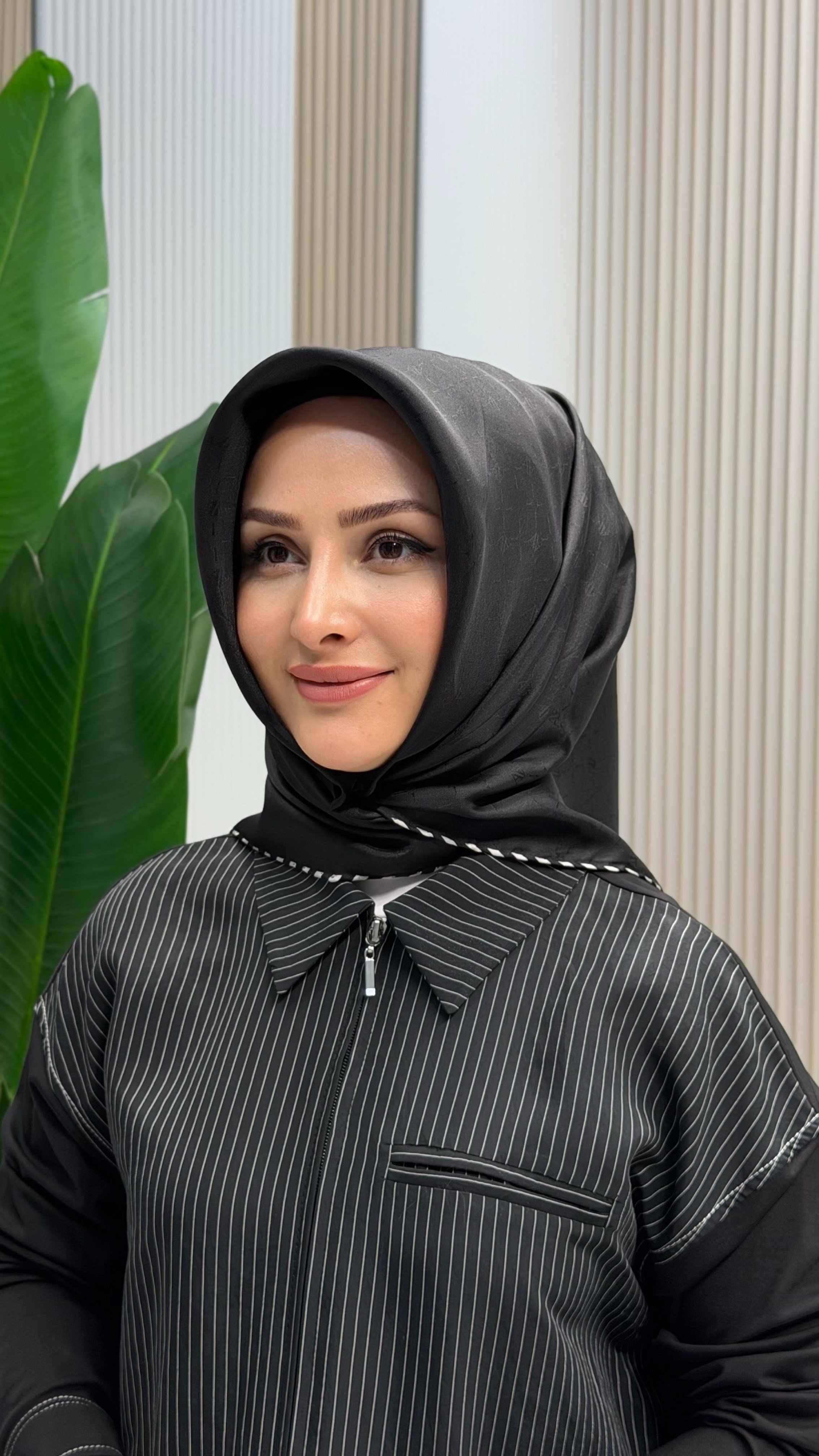 ARMİNE JAKAR İPEK EŞARP 2002-20