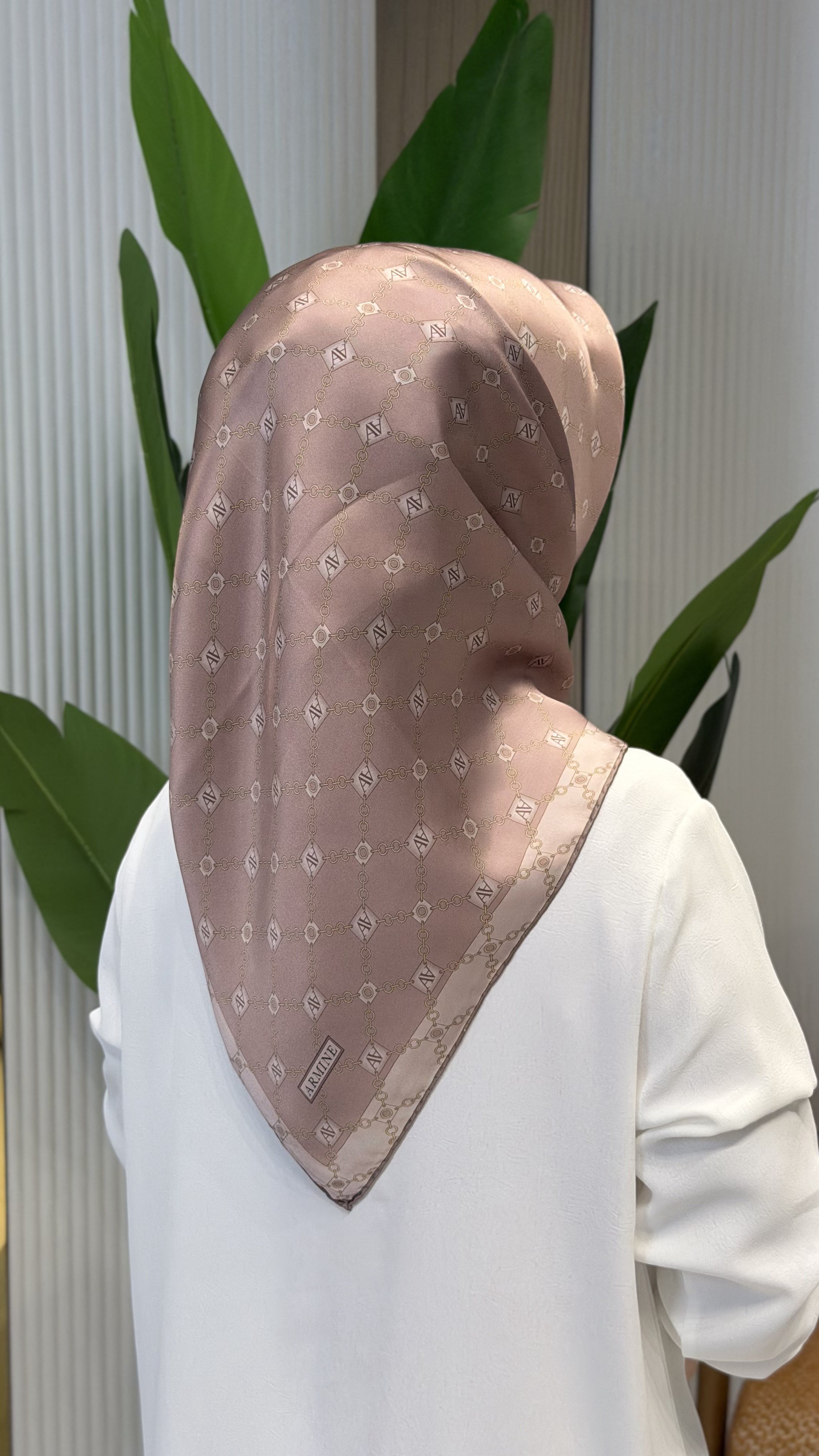 ARMİNE SURA İPEK EŞARP - 9530-32