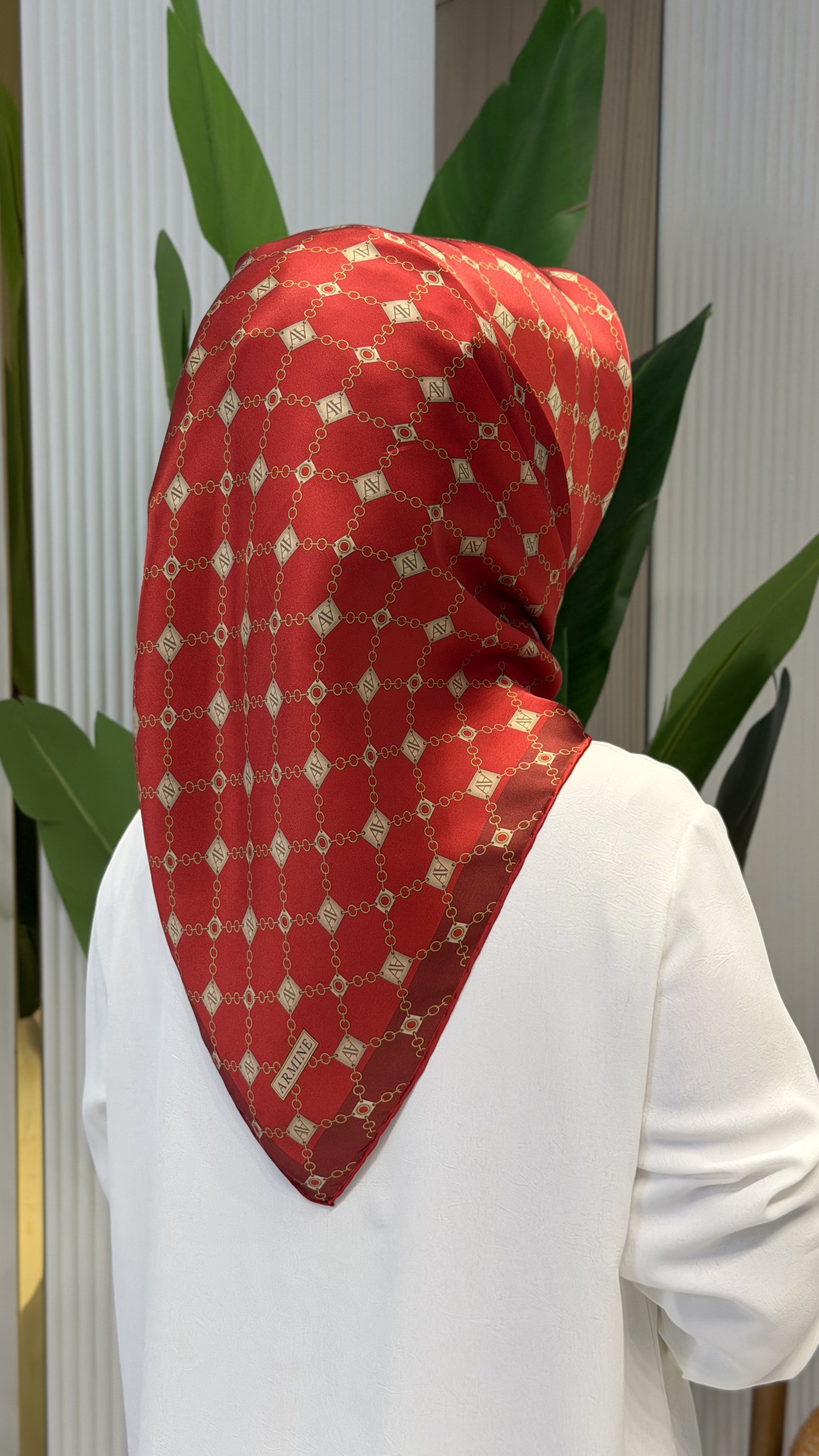 ARMİNE SURA İPEK EŞARP - 9530-80