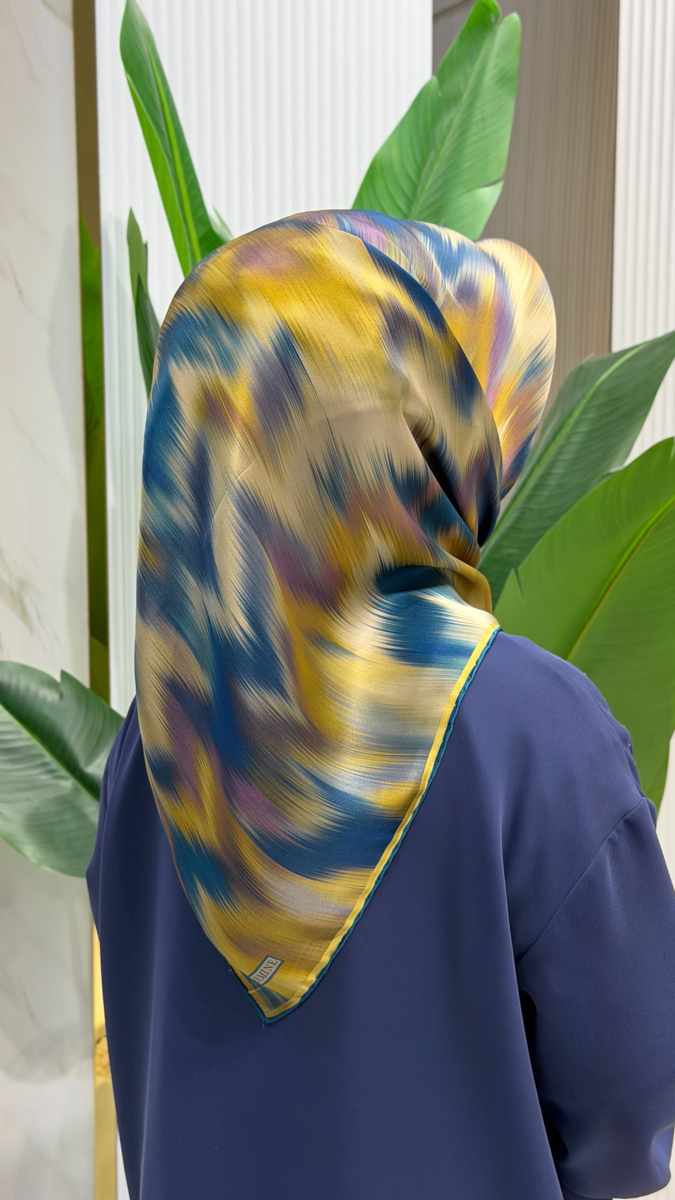 ARMİNE SURA İPEK EŞARP 9605-52