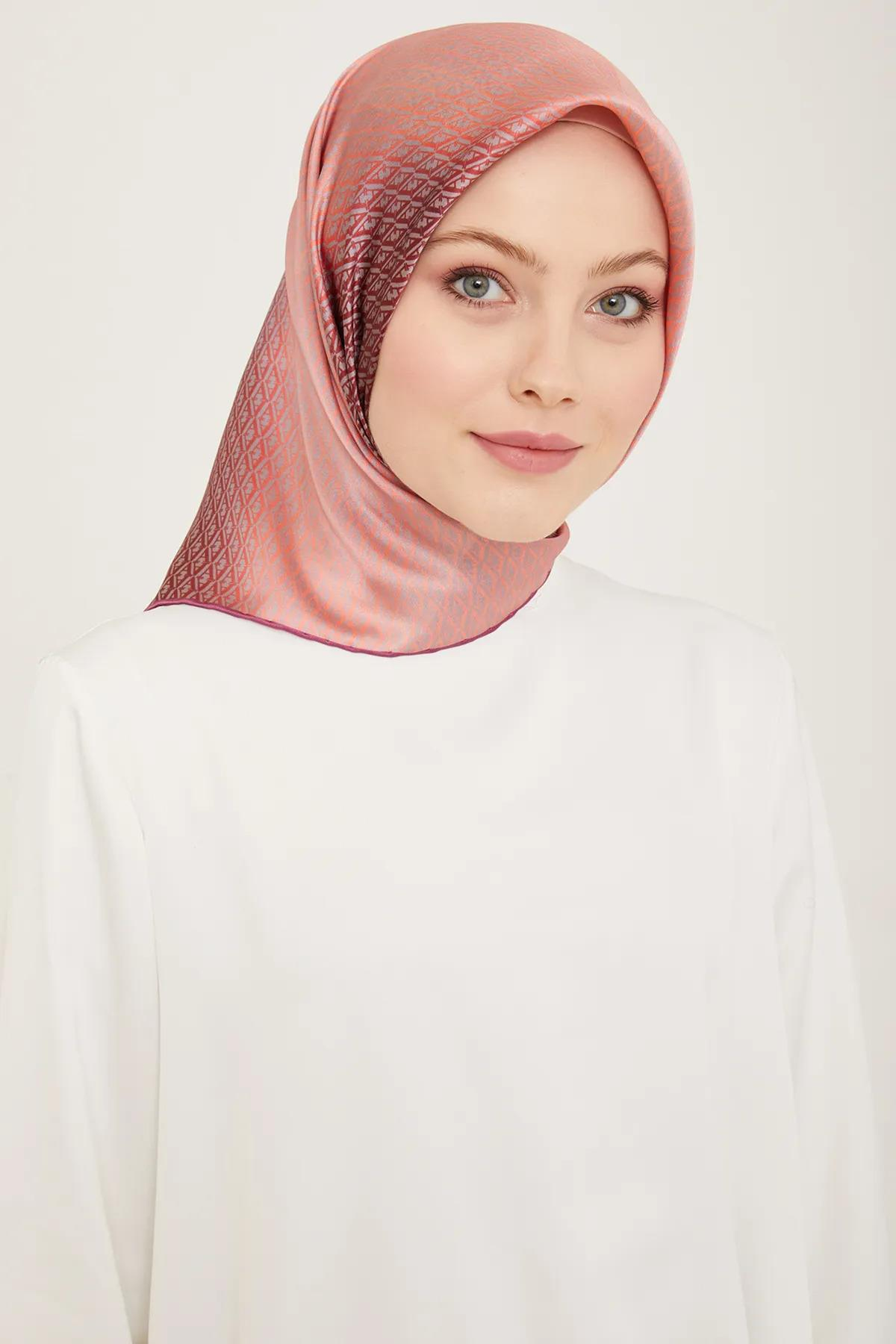 ARMİNE SURA SAF İPEK EŞARP 9104D 