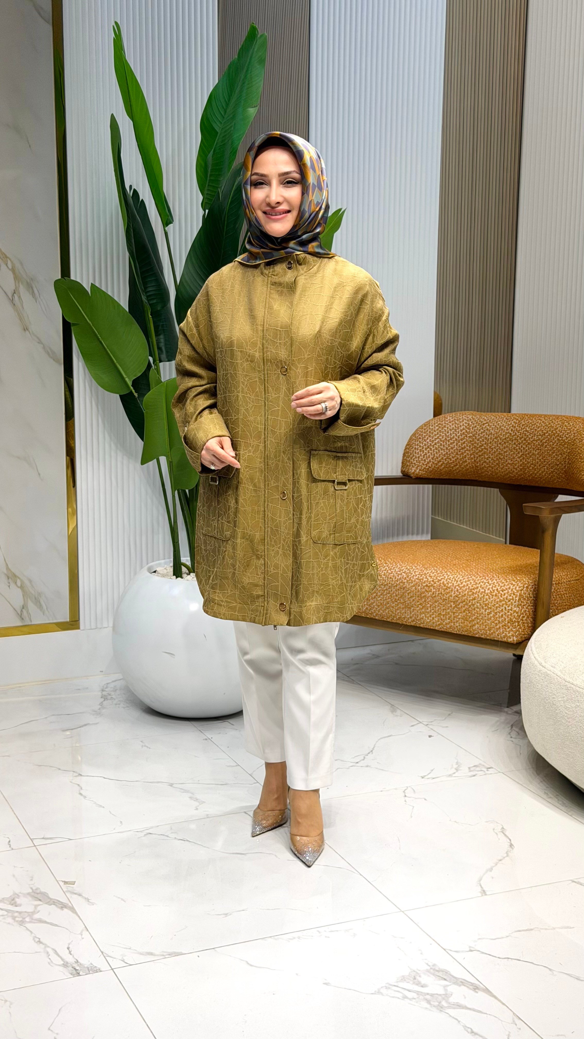 ARMINE TREND 26YT506 CEPLERİ AKSESUAR DETAY KAP - YAĞ YEŞİLİ
