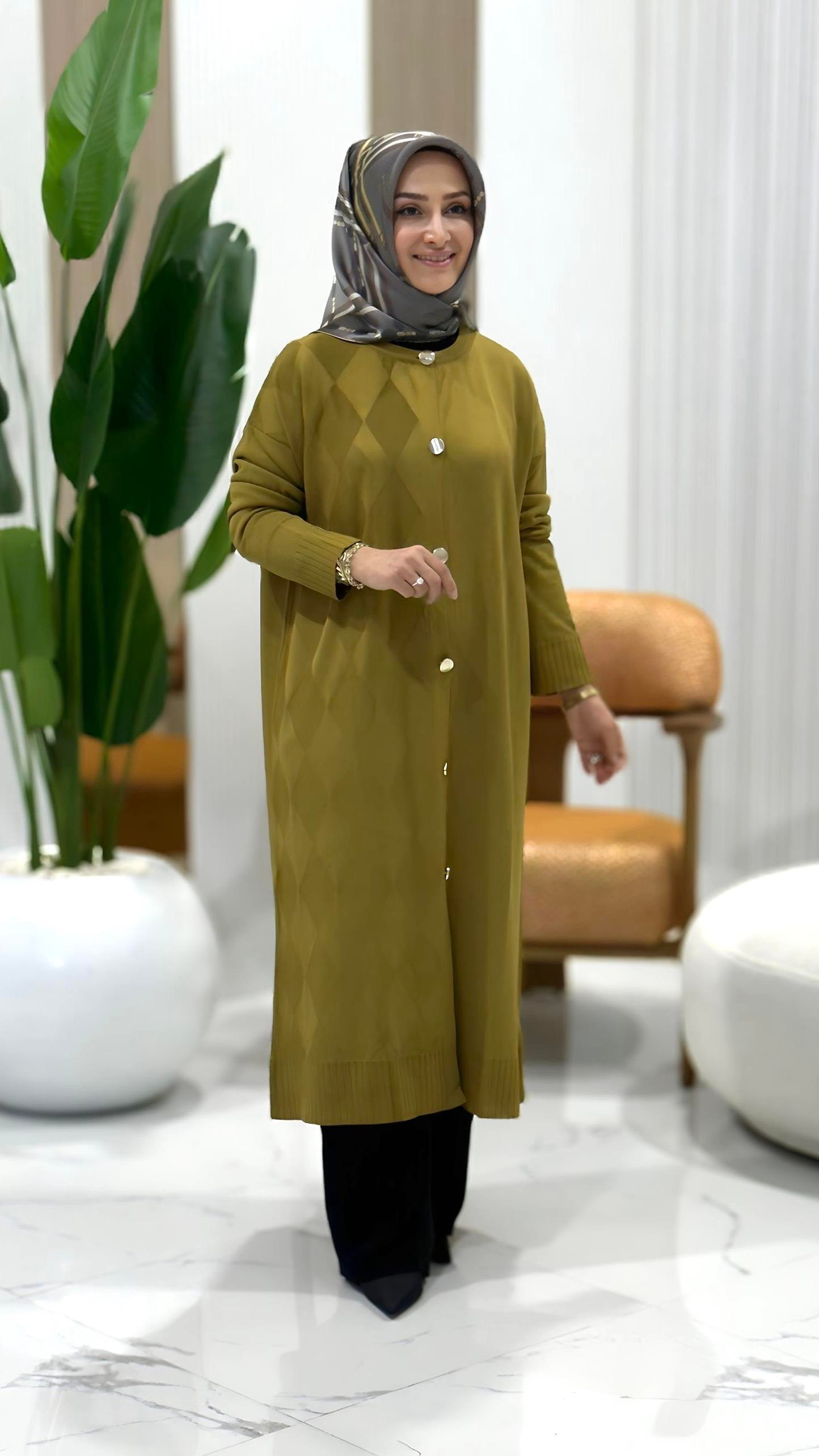 ARMİNE TREND BAKLAVA DESENLİ HIRKA - 25YTD4124