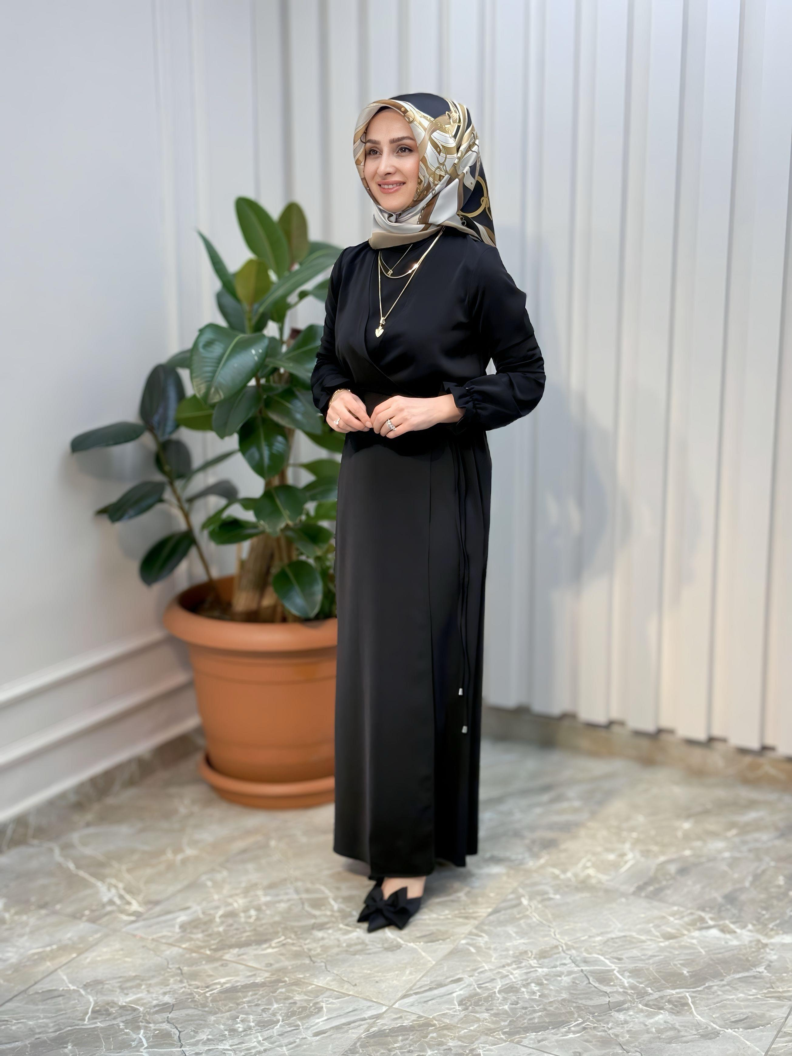 ARMİNE TREND BELİ BÜZGÜLÜ ELBİSE 25YT944