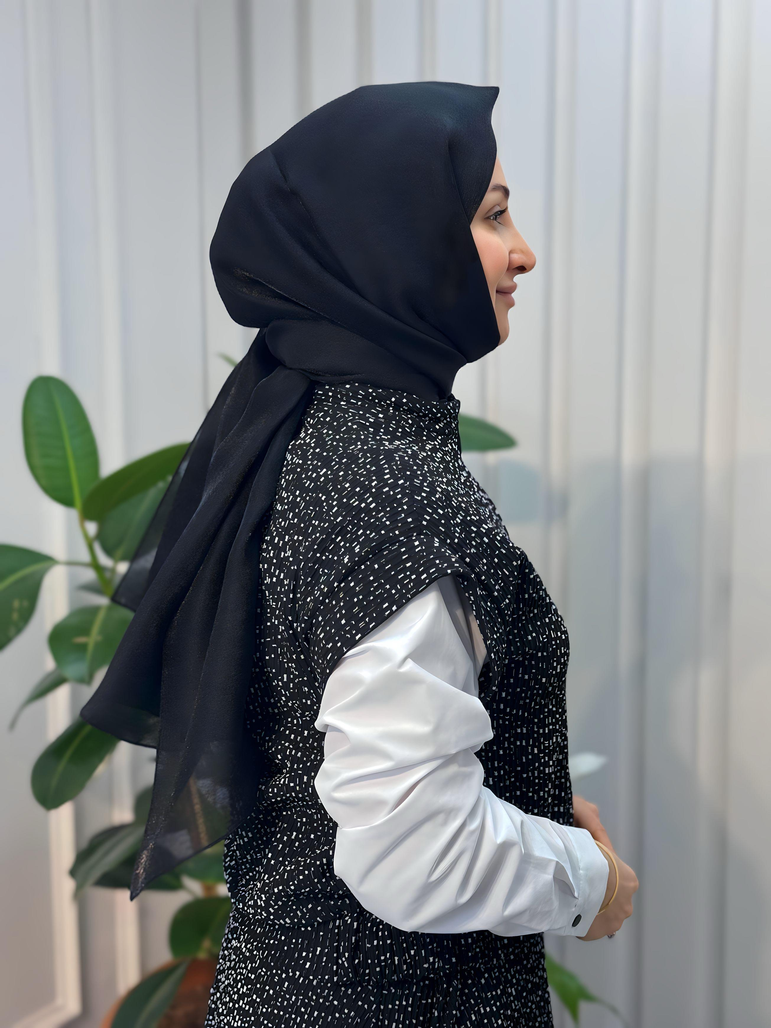 ARMİNE TREND Nope Kumaş Etekli İkili Takım Siyah 24KT638