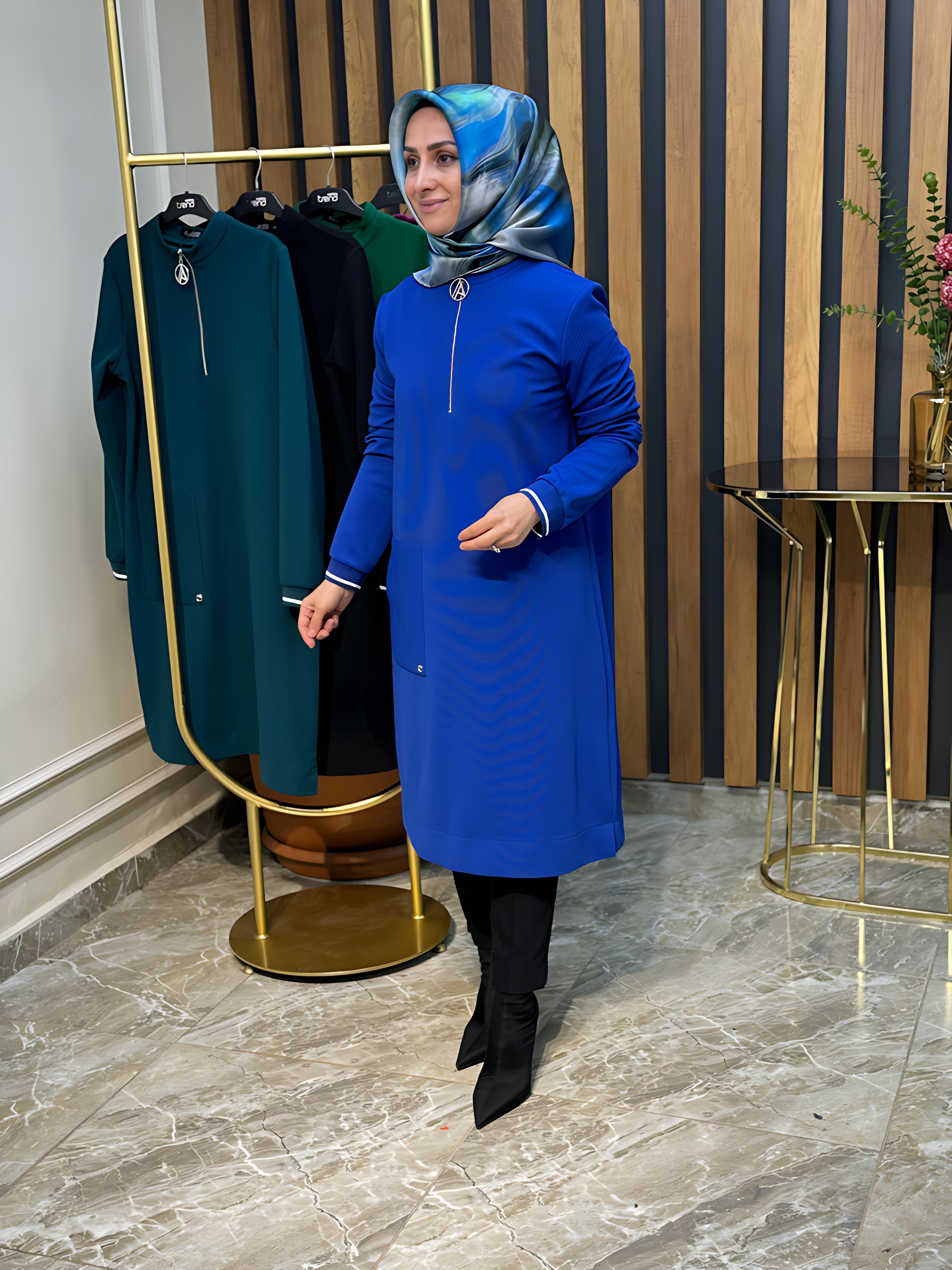 ARMİNE TREND ÖNÜ FERMUARLI KENDİNDEN ÇİZGİLİ TUNİK-23KT439