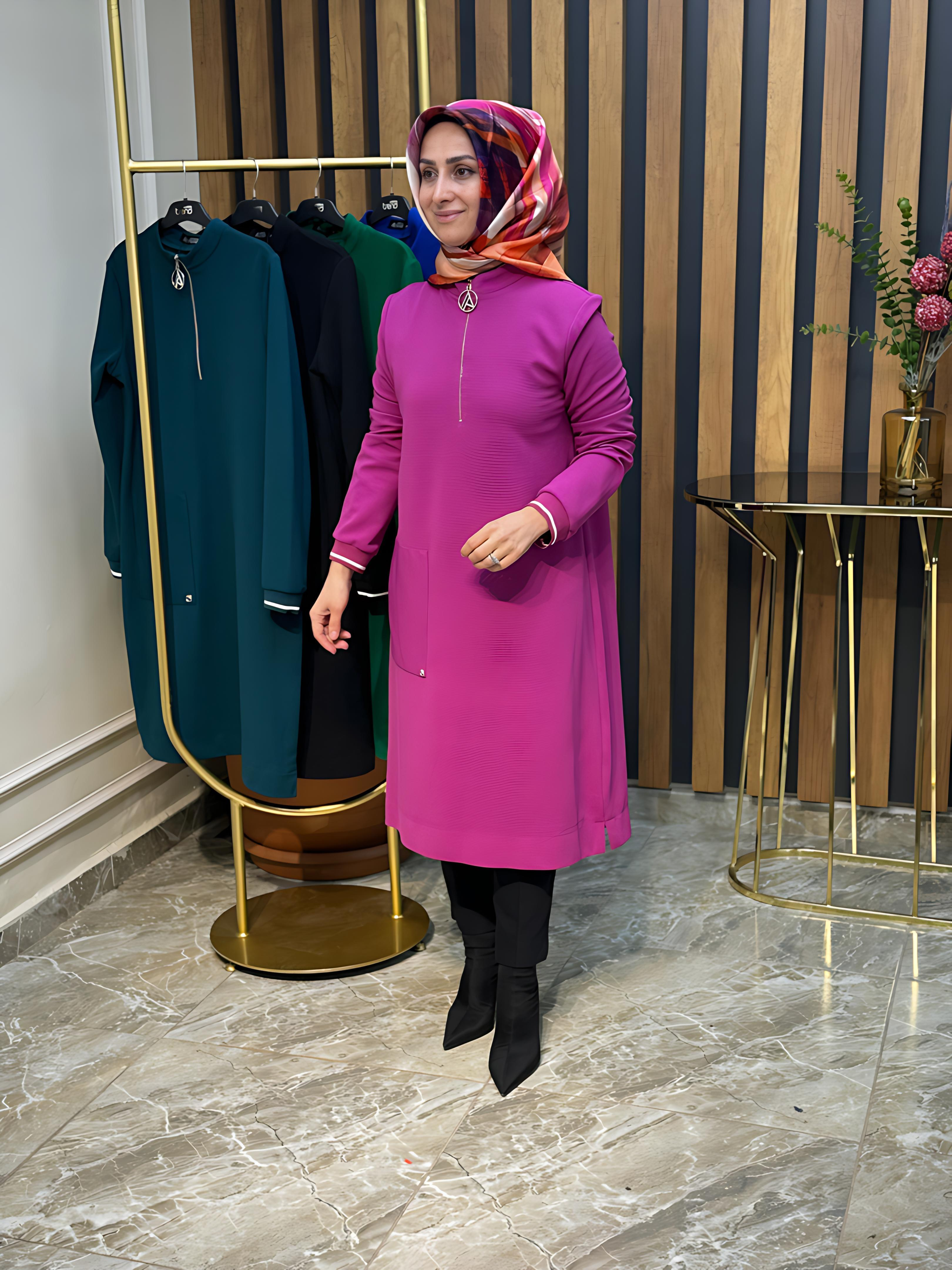 ARMİNE TREND ÖNÜ FERMUARLI KENDİNDEN ÇİZGİLİ TUNİK-23KT439